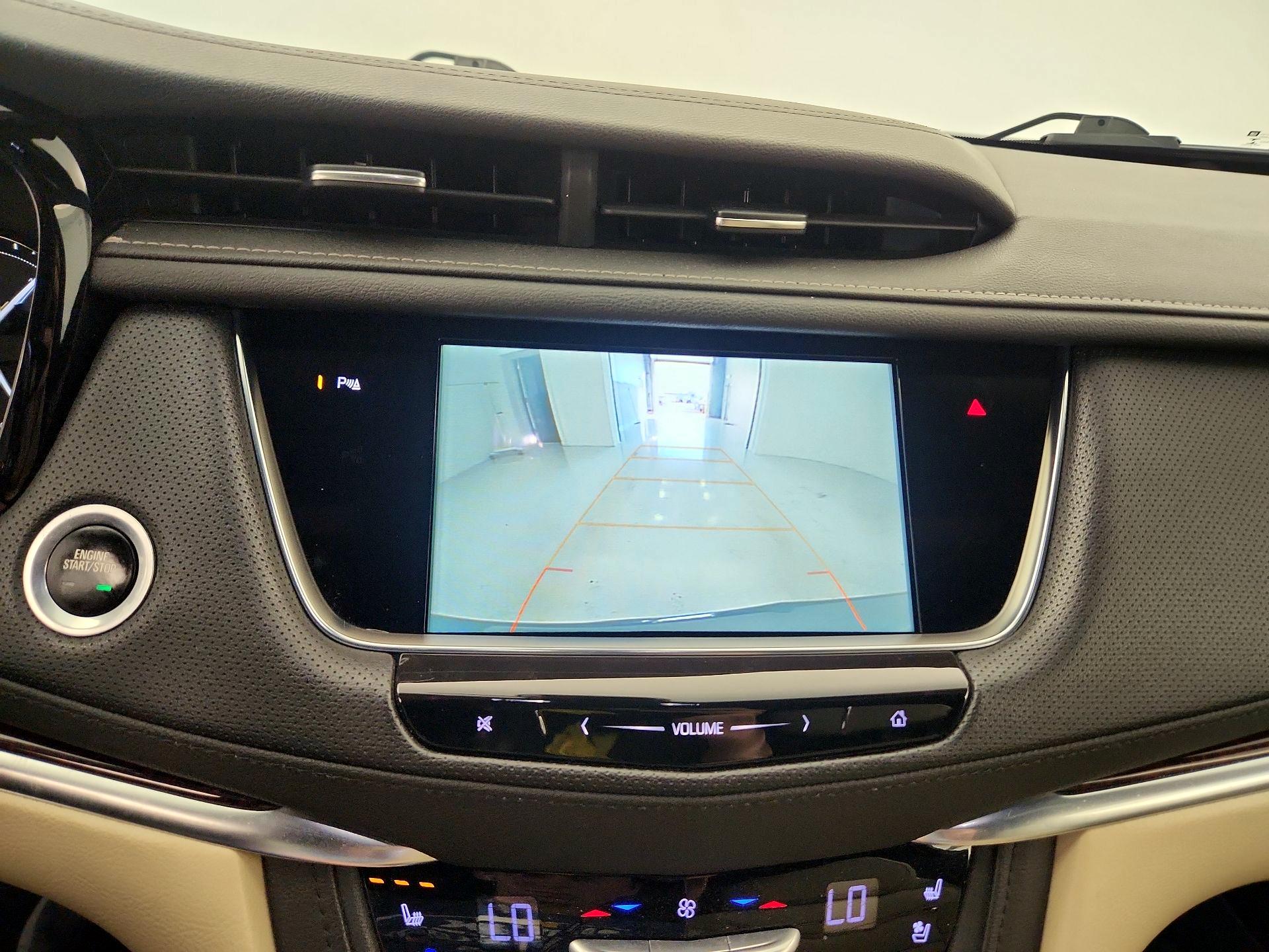 Thumbnail: 2018 Cadillac XT5 - 13