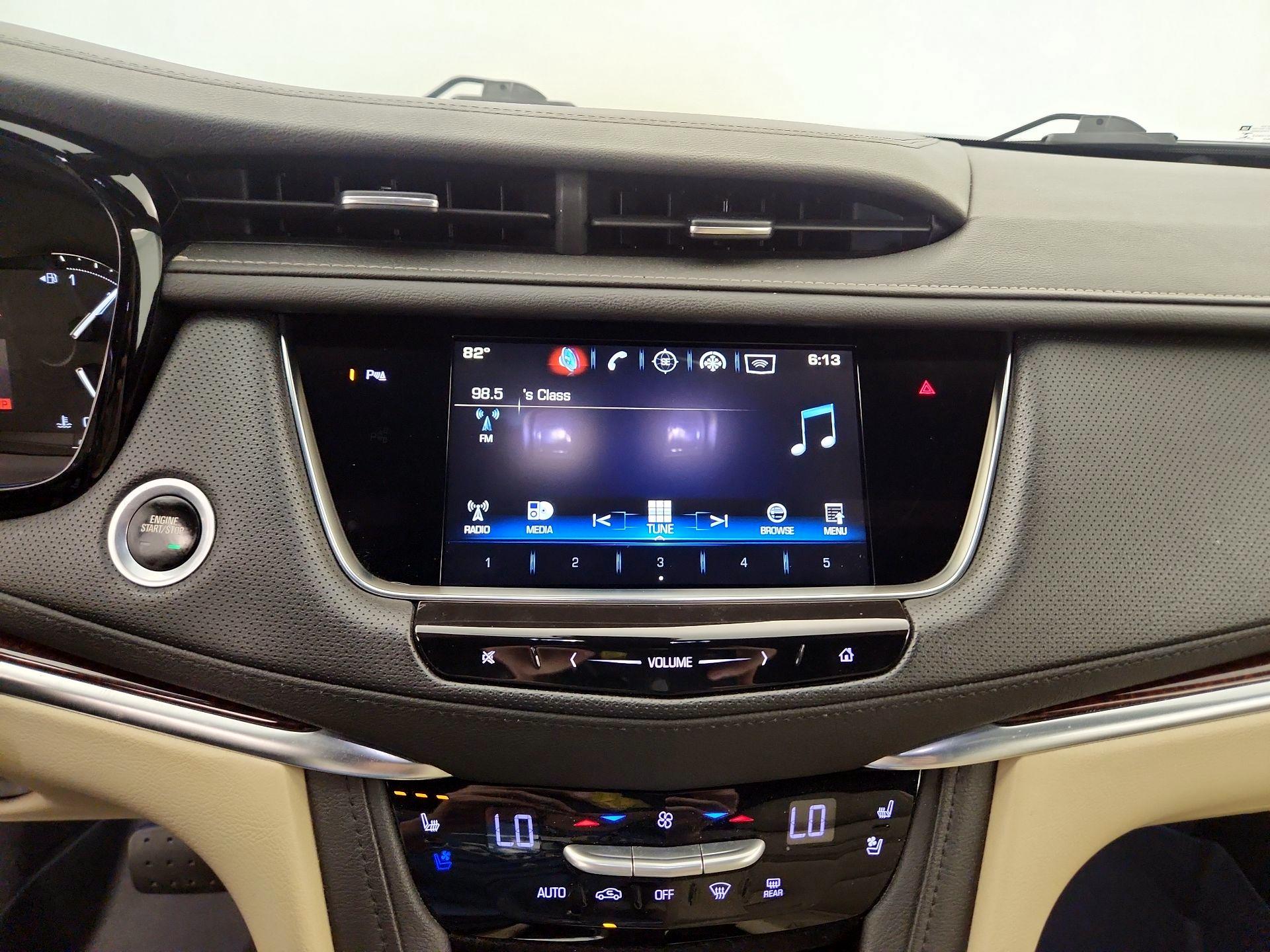 Thumbnail: 2018 Cadillac XT5 - 14