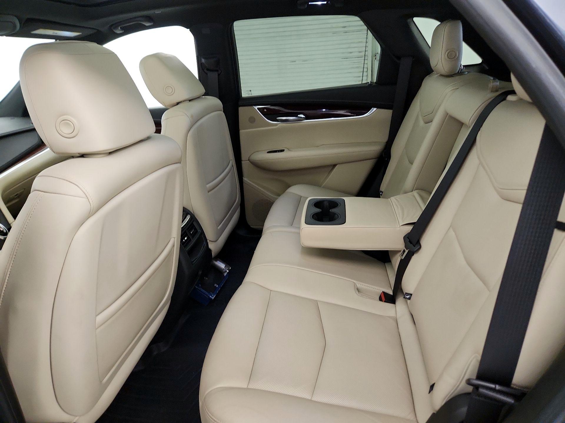 Thumbnail: 2018 Cadillac XT5 - 18
