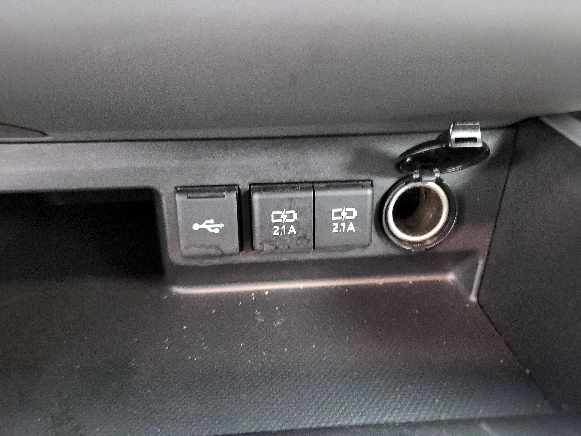 Thumbnail: 2021 Toyota Highlander - 19