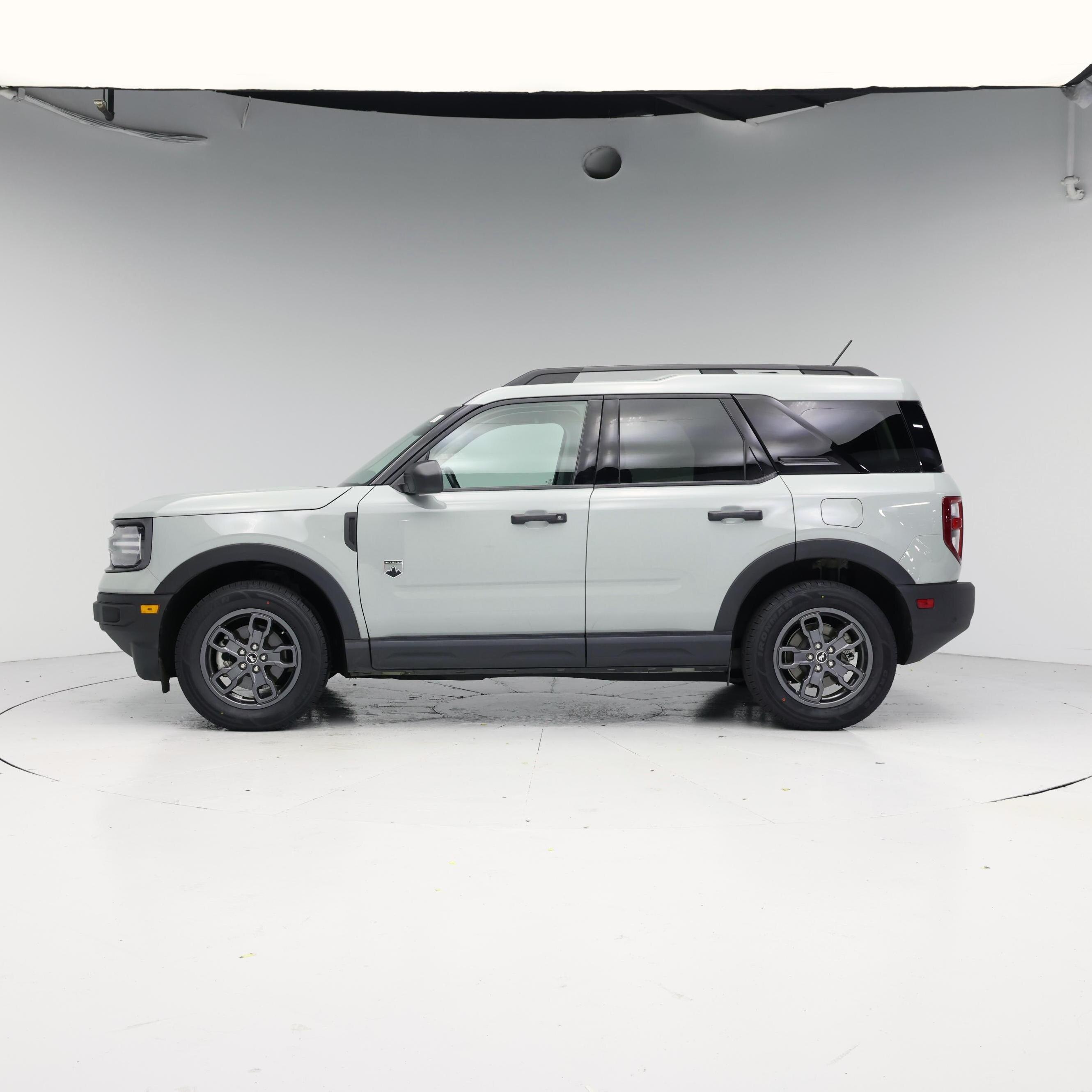 Thumbnail: 2023 Ford Bronco Sport - 3