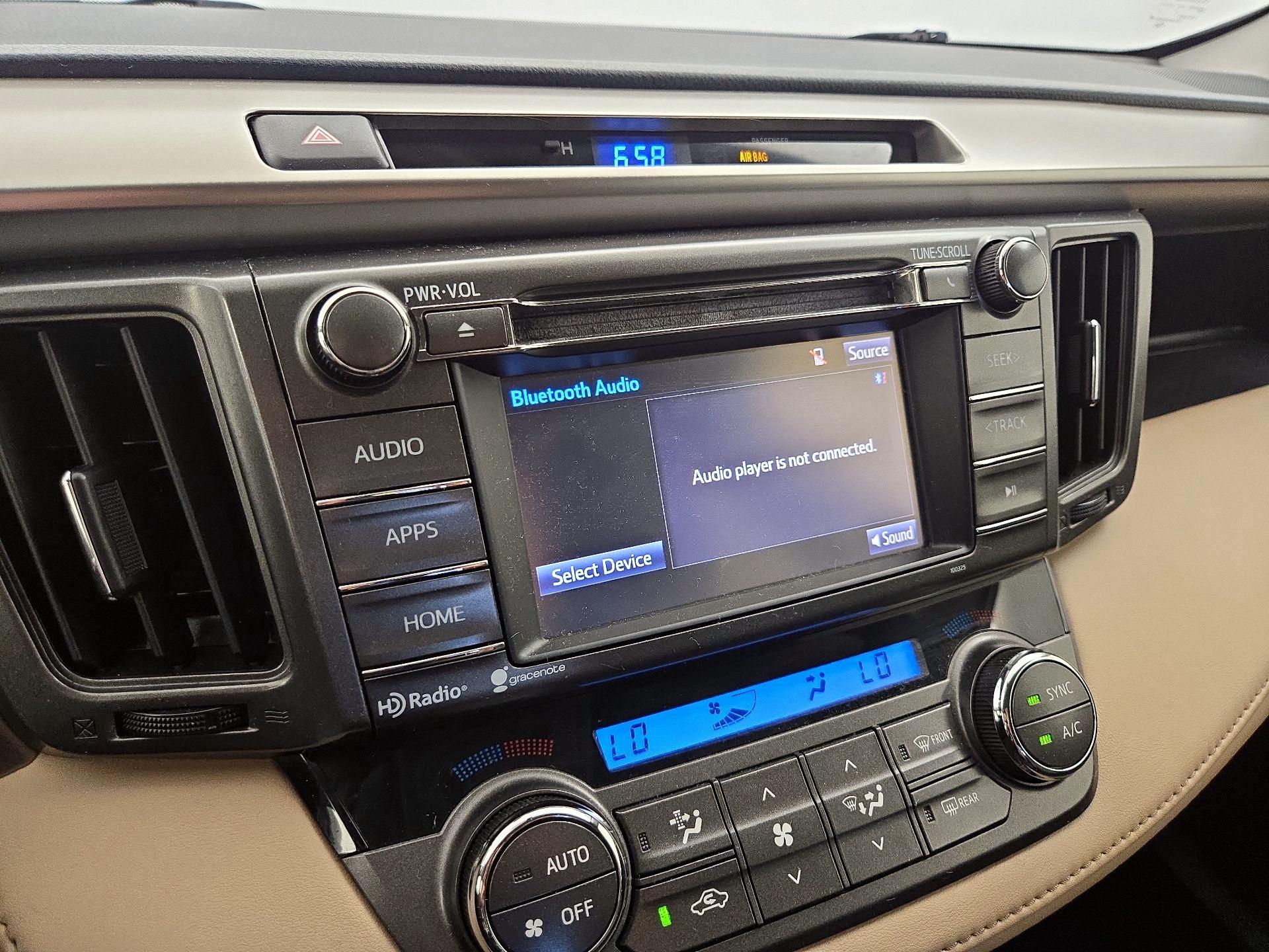 Thumbnail: 2015 Toyota RAV4 - 15