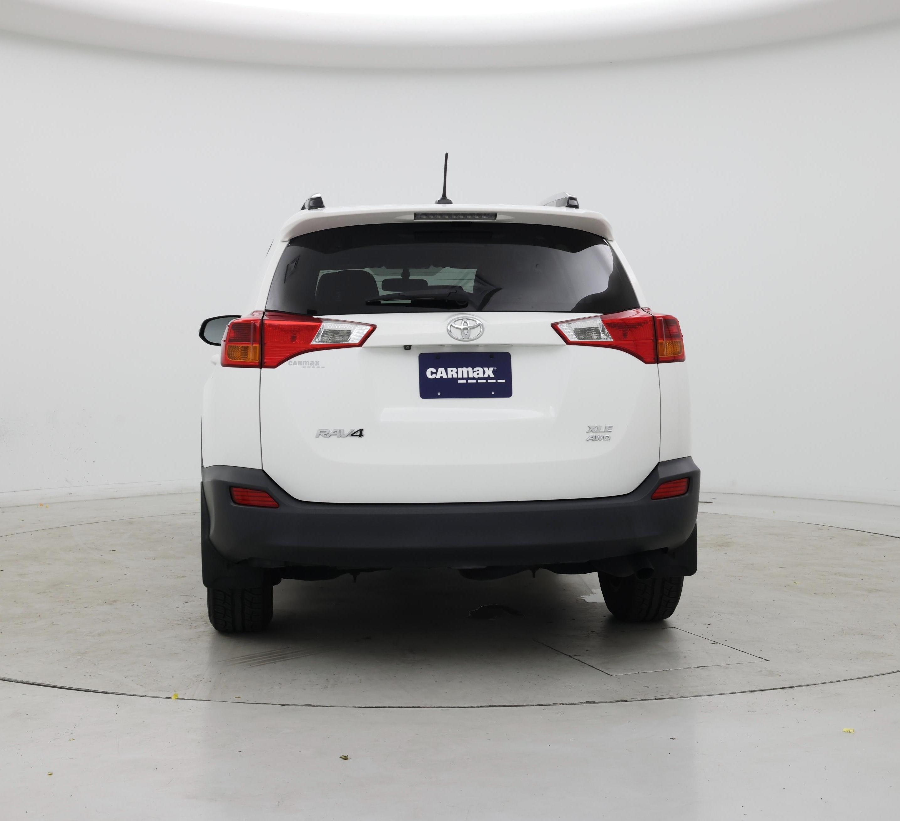 Thumbnail: 2015 Toyota RAV4 - 6