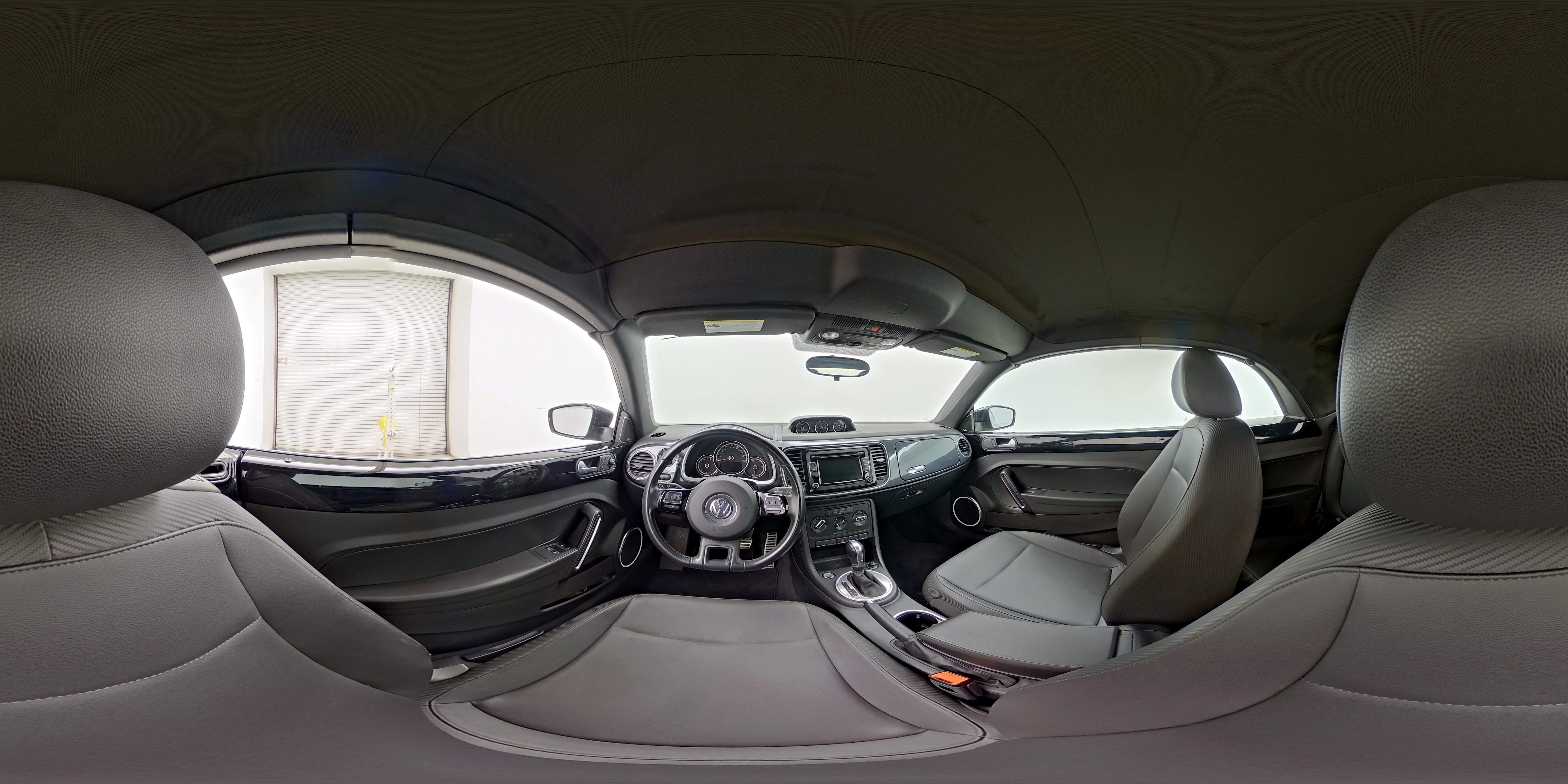 2015 Volkswagen Beetle R-Line - Photo 25