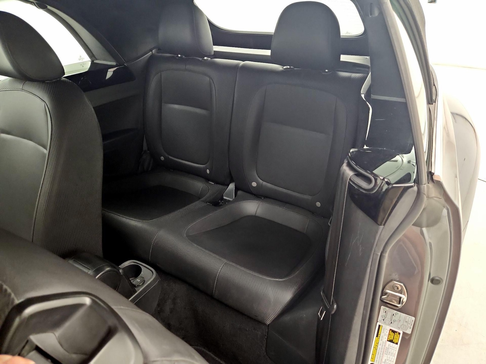 2015 Volkswagen Beetle R-Line - Photo 18