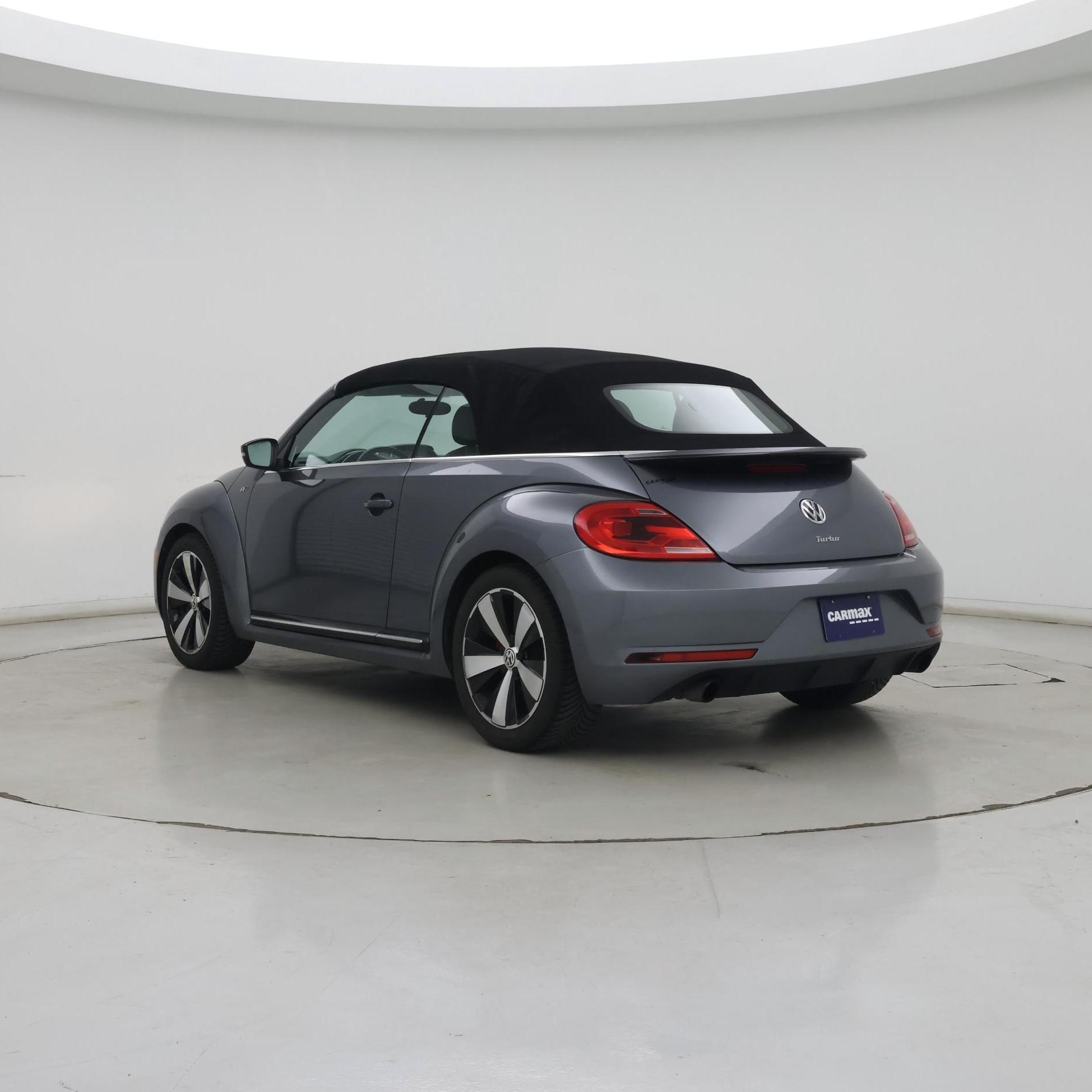Thumbnail: 2015 Volkswagen Beetle - 2