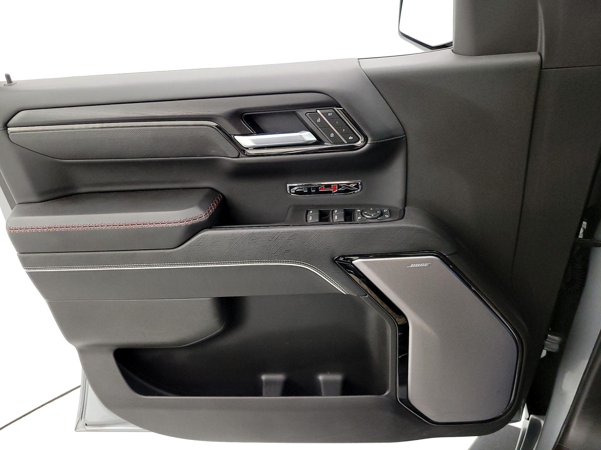 Thumbnail: 2025 GMC Sierra 1500 - 12