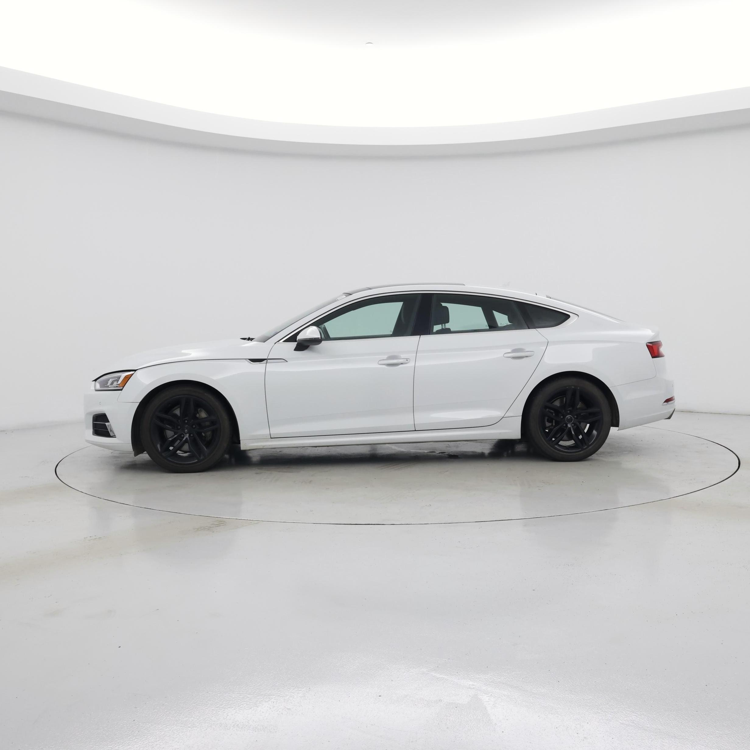 Thumbnail: 2019 Audi A5 - 3