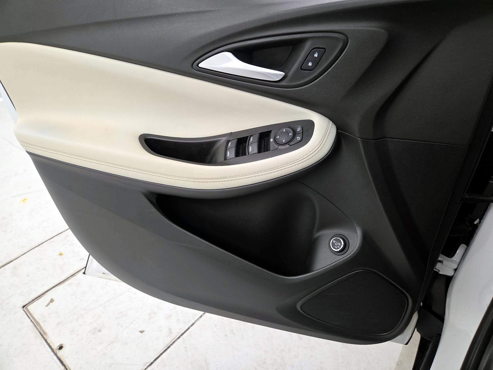 Thumbnail: 2021 Buick Encore GX - 12