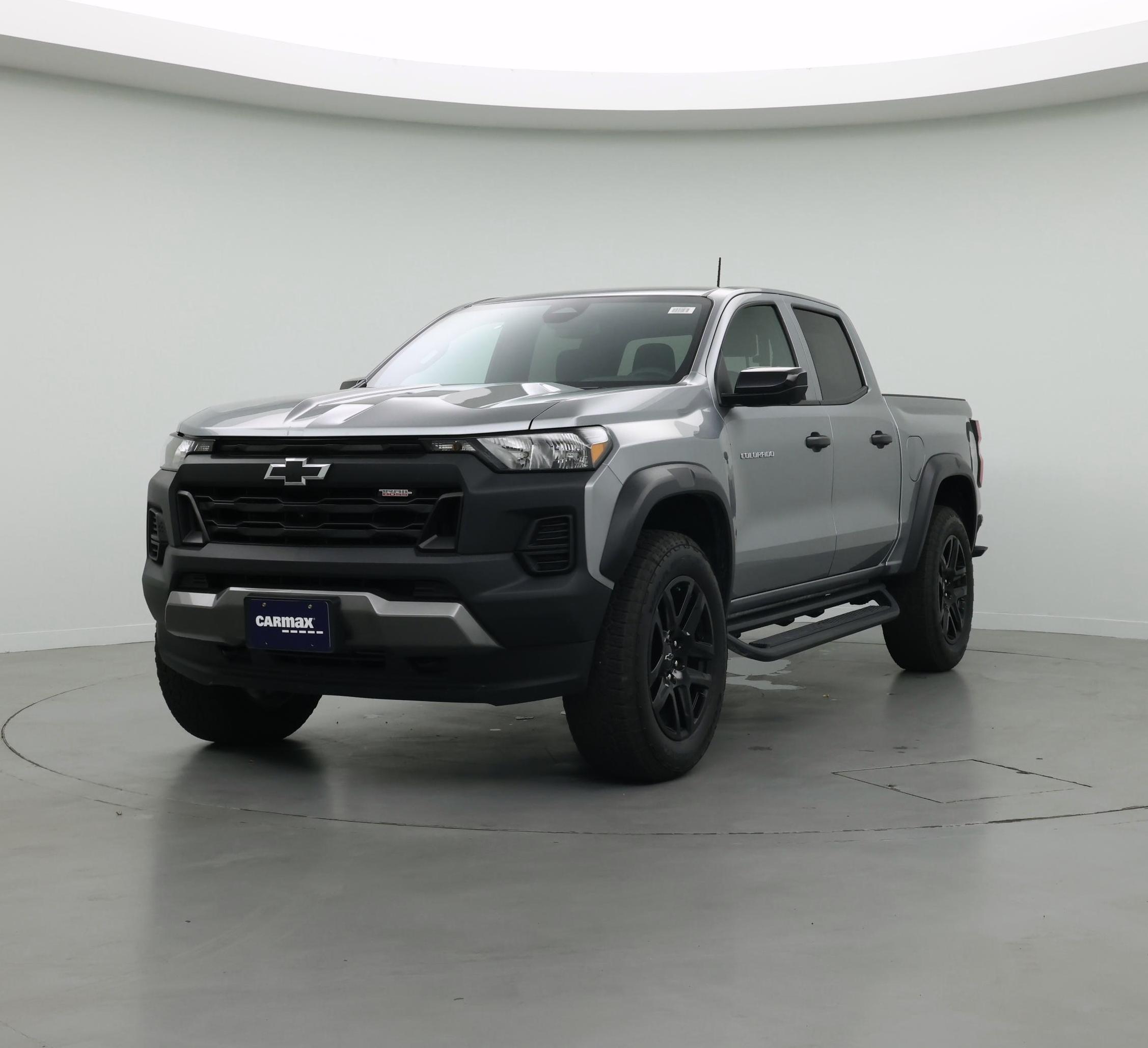 Thumbnail: 2023 Chevrolet Colorado - 4