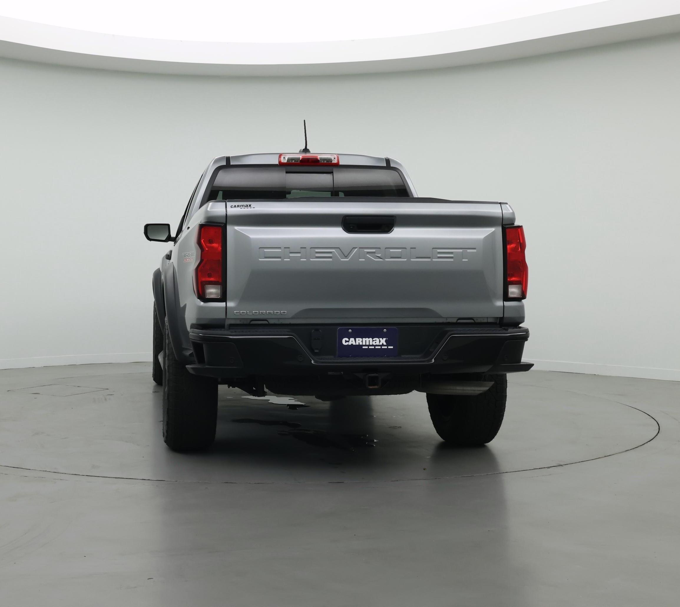 Thumbnail: 2023 Chevrolet Colorado - 6