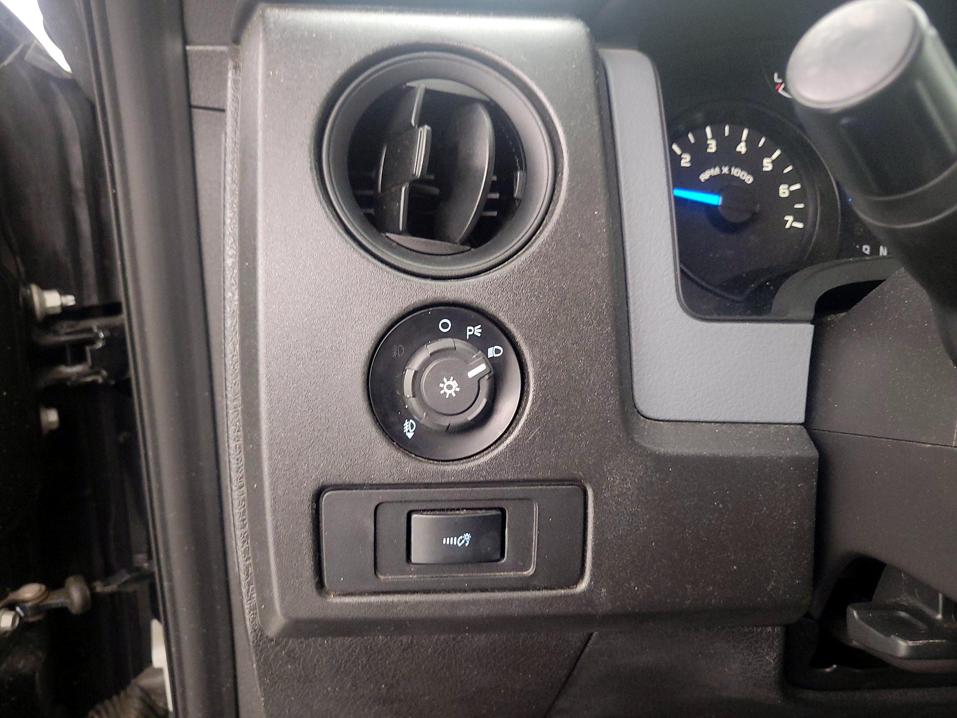 Thumbnail: 2014 Ford F-150 - 11