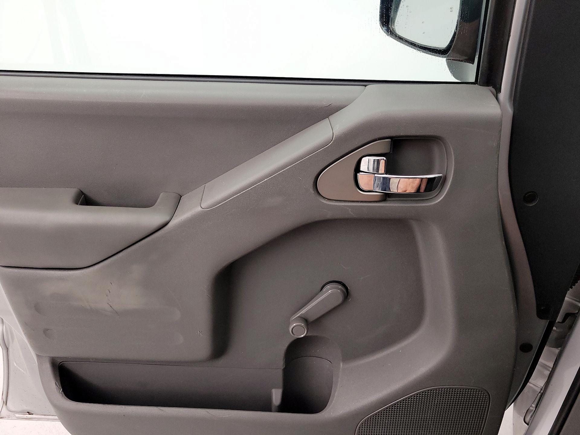 Thumbnail: 2018 Nissan Frontier - 12