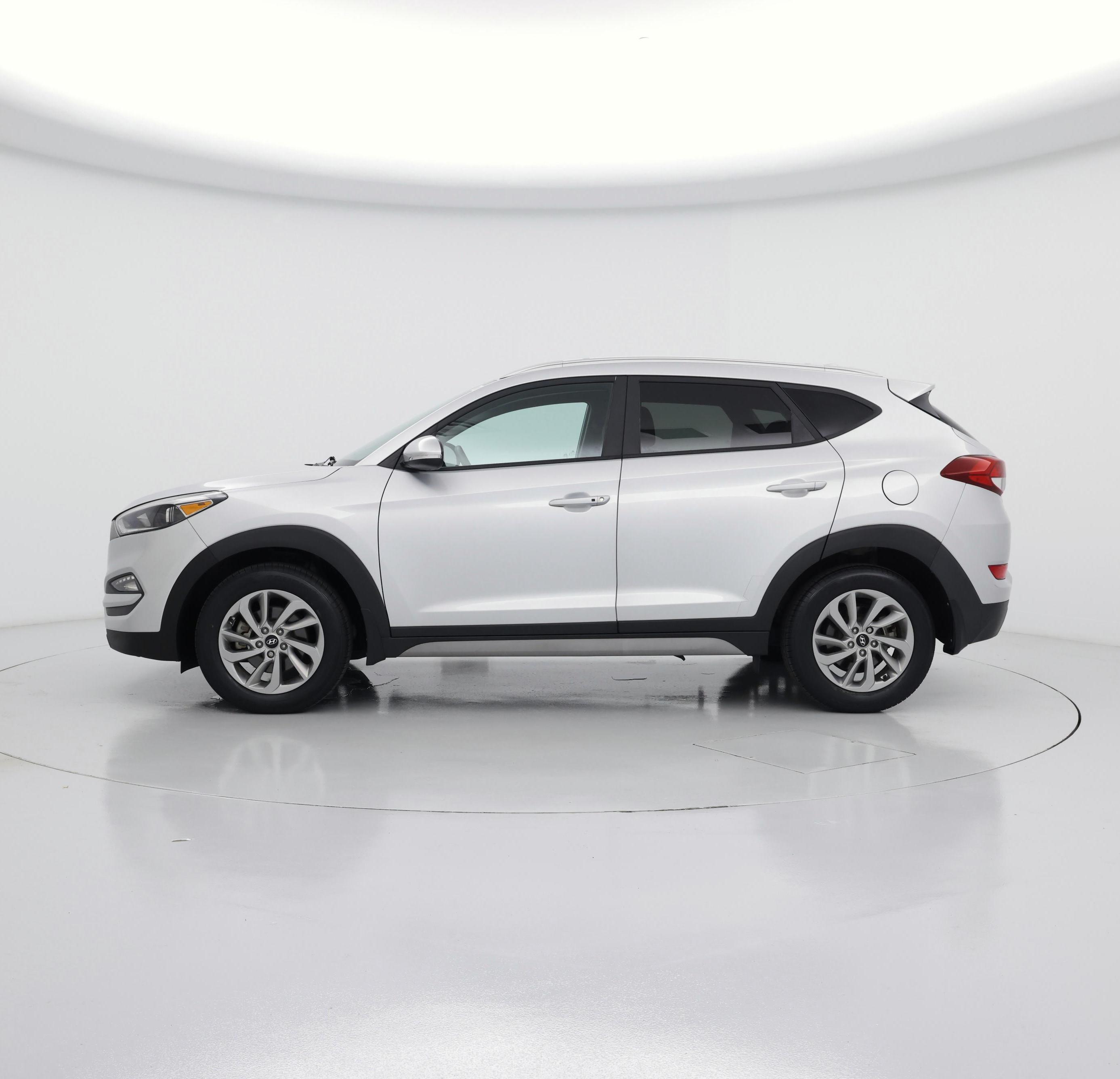 Thumbnail: 2018 Hyundai Tucson - 3