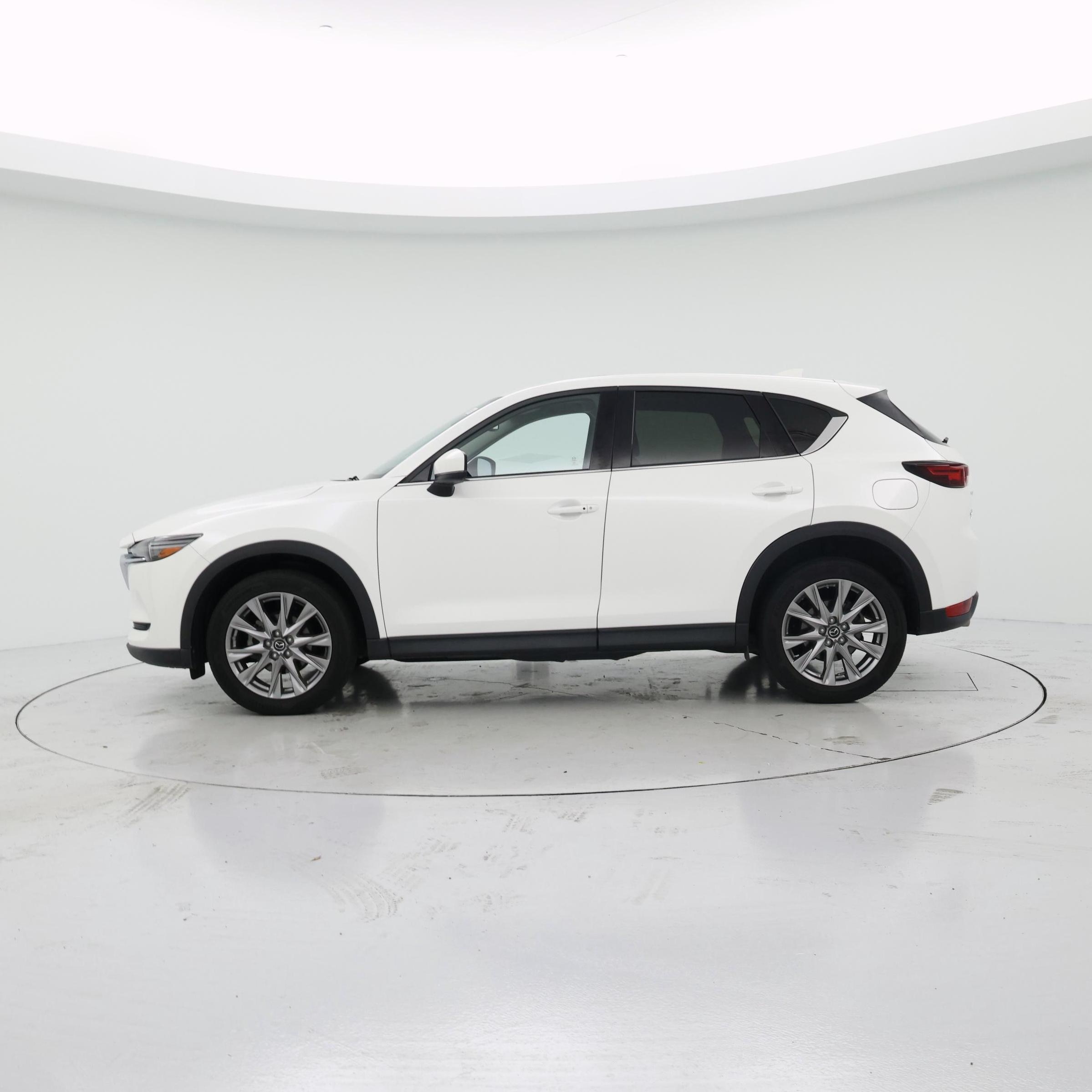 Thumbnail: 2020 Mazda CX-5 - 3