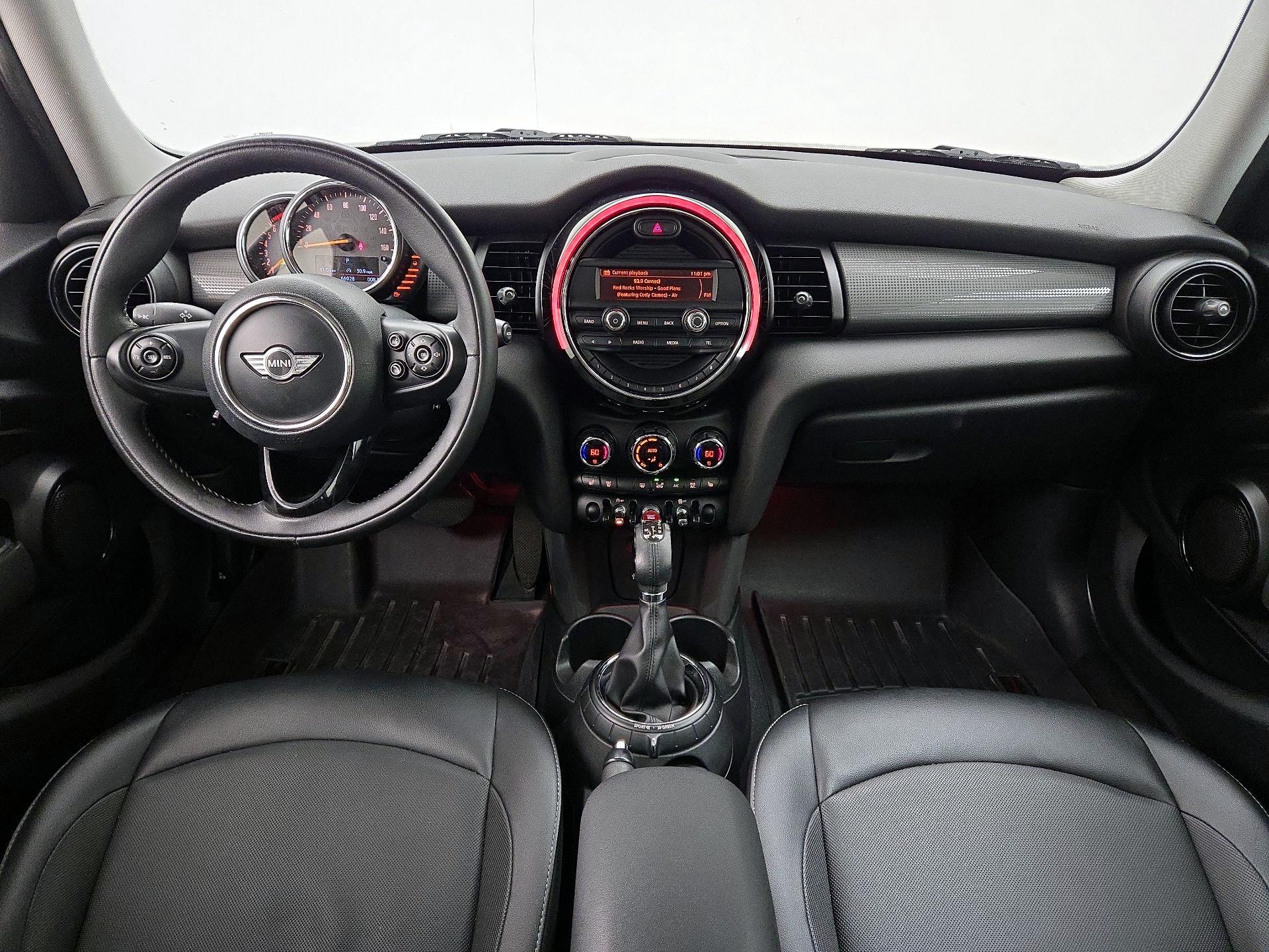Thumbnail: 2015 MINI Cooper Hardtop - 9