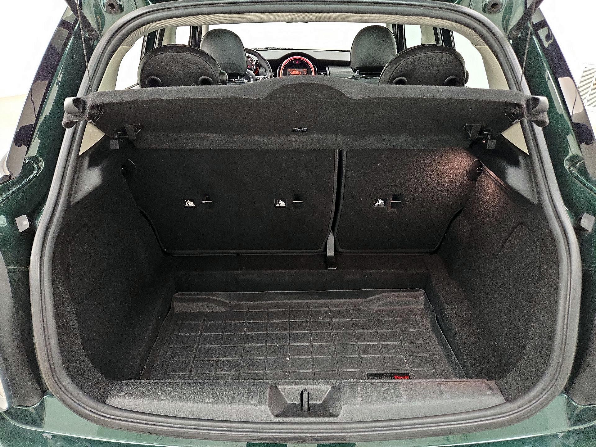 Thumbnail: 2015 MINI Cooper Hardtop - 20