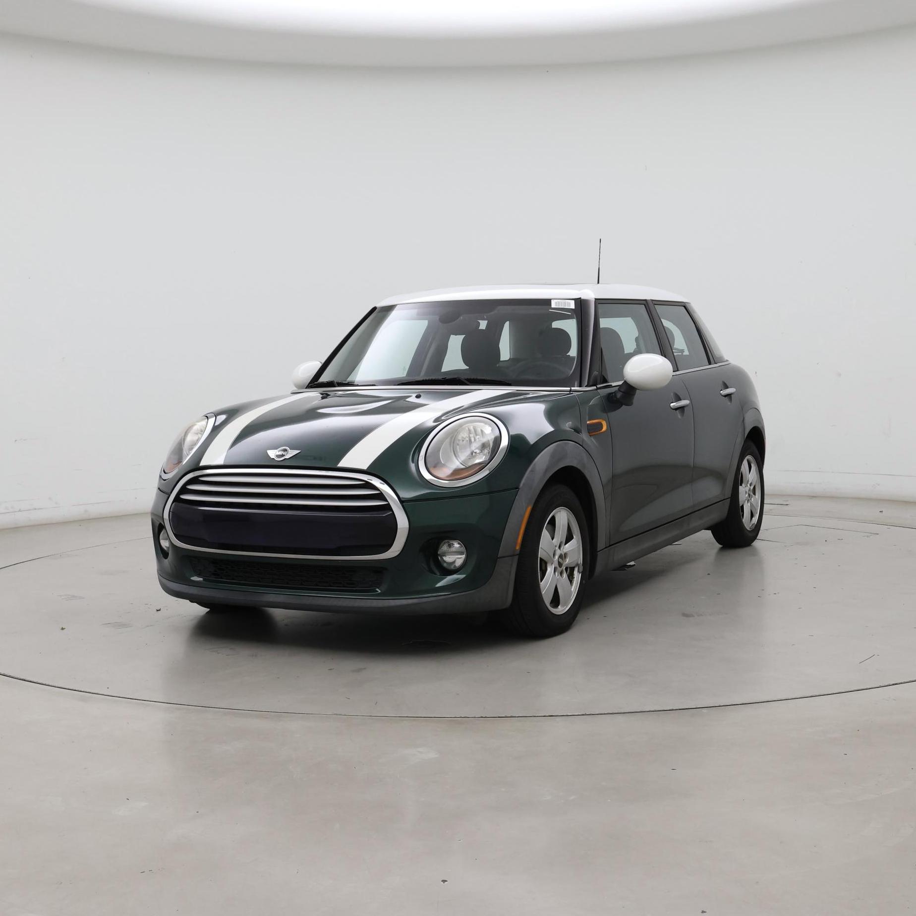 Thumbnail: 2015 MINI Cooper Hardtop - 4