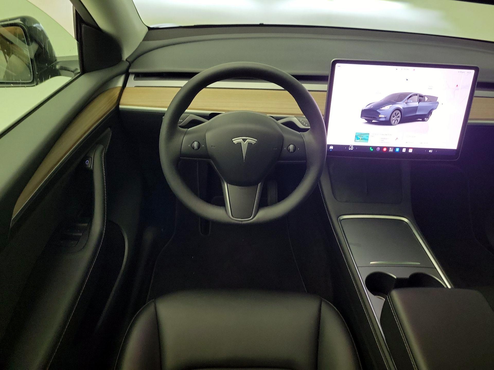 Thumbnail: 2024 Tesla Model Y - 10