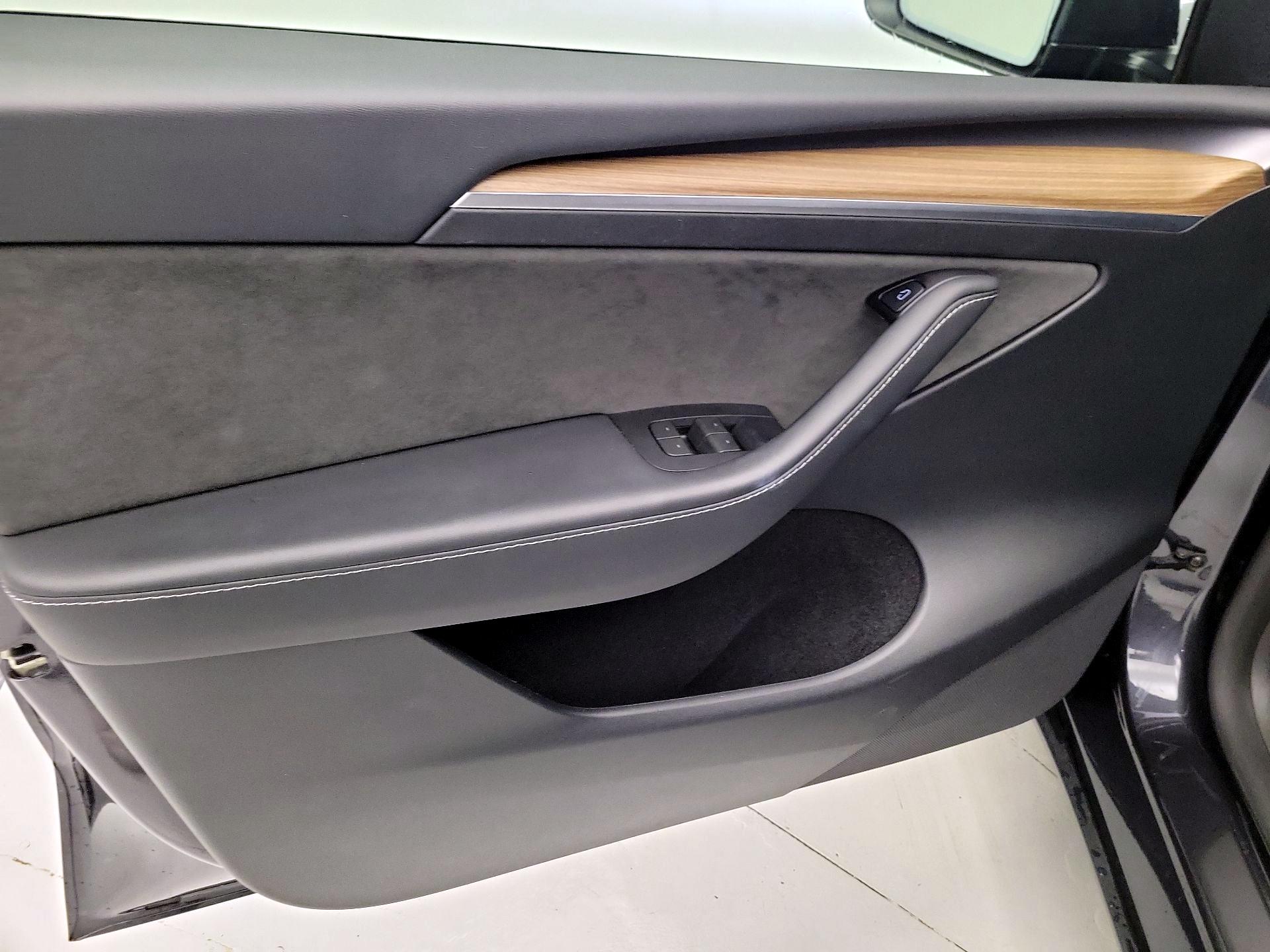 Thumbnail: 2024 Tesla Model Y - 12