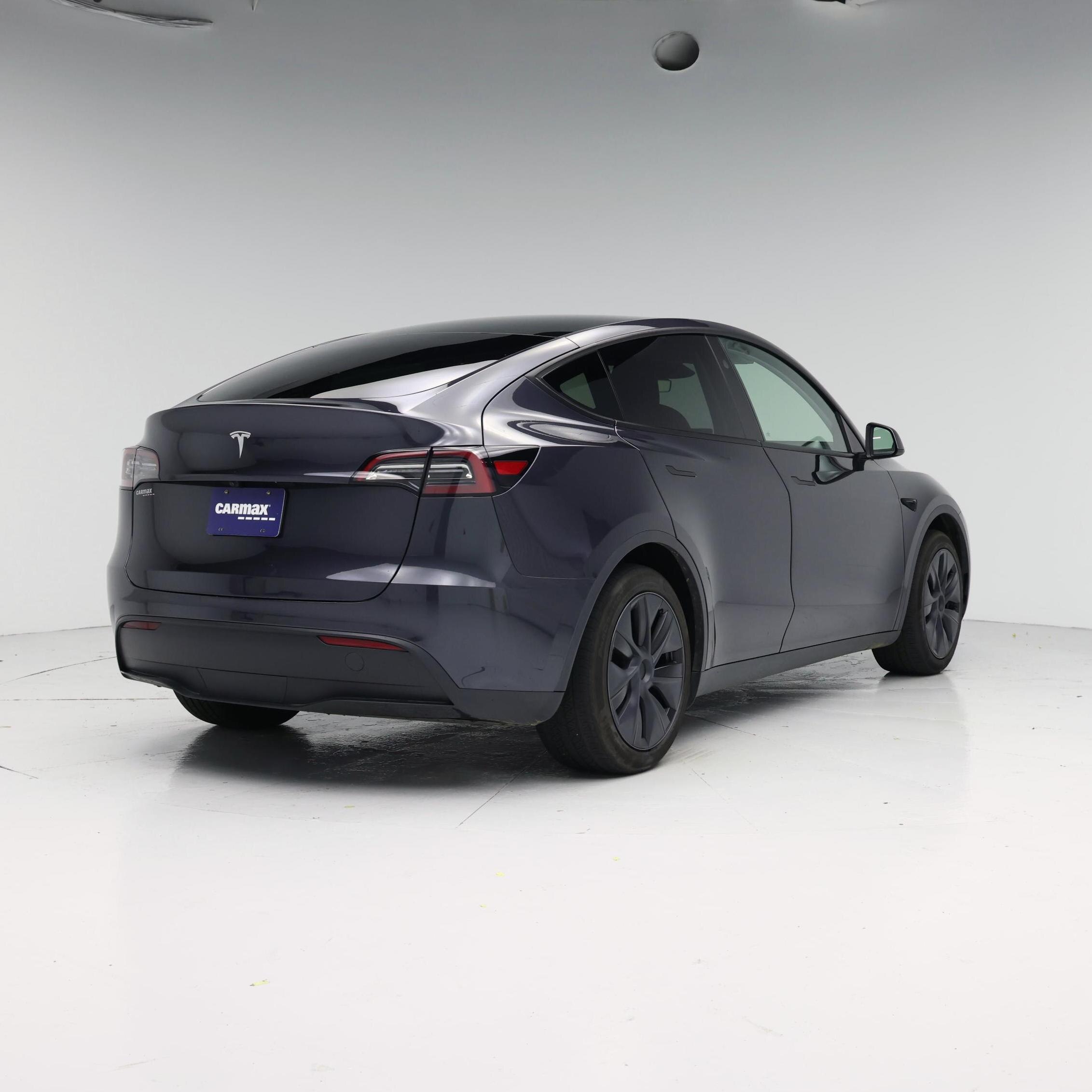 Thumbnail: 2024 Tesla Model Y - 8