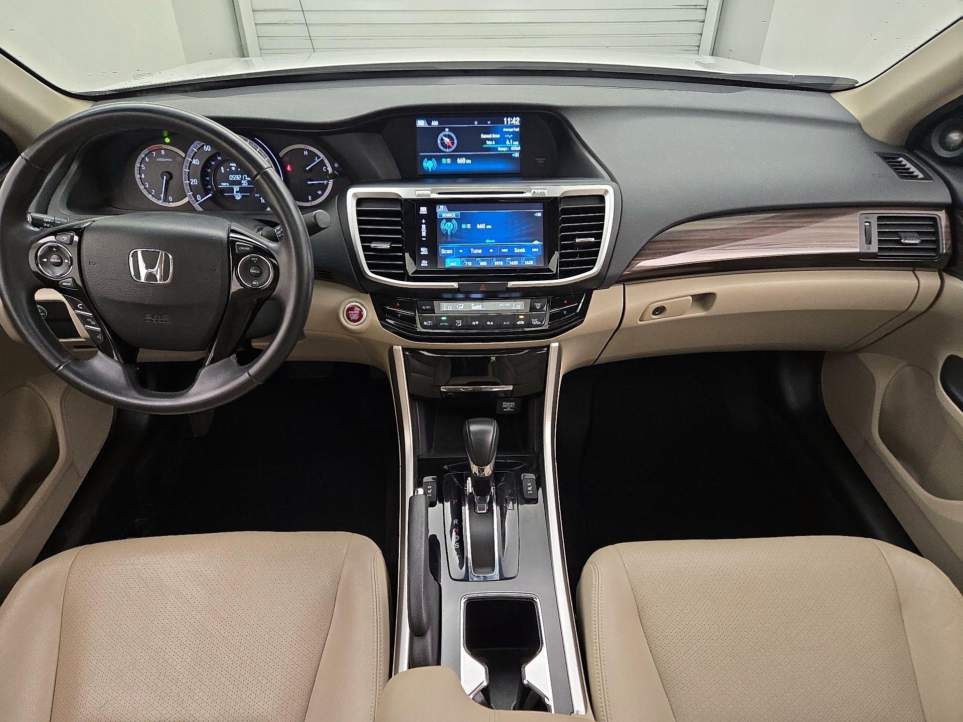 Thumbnail: 2017 Honda Accord - 9