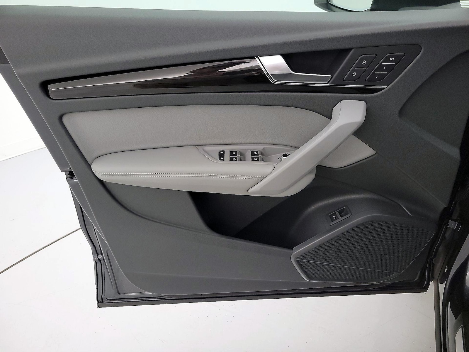 2020 Audi Q5 Premium Plus - Photo 13