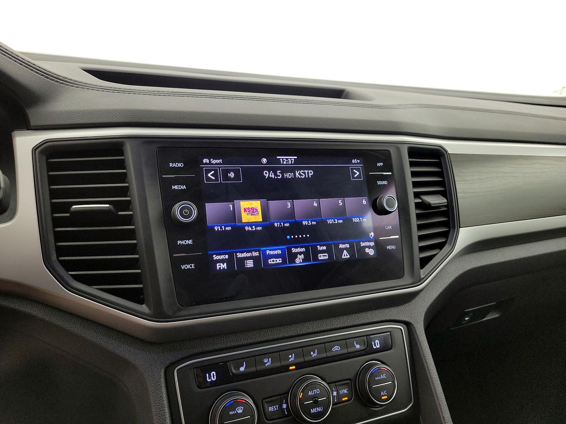 Thumbnail: 2021 Volkswagen Atlas - 15