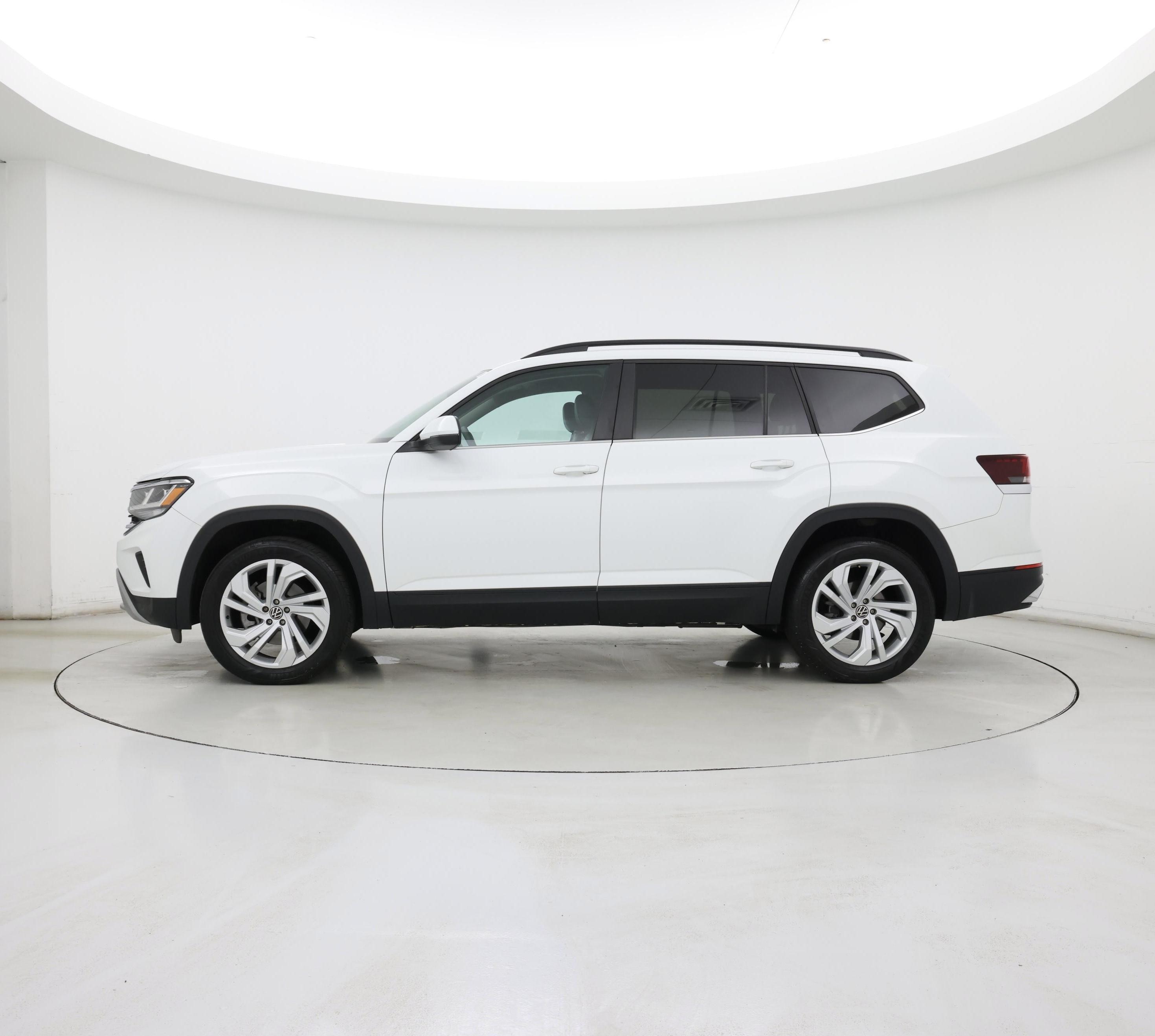 Thumbnail: 2021 Volkswagen Atlas - 3