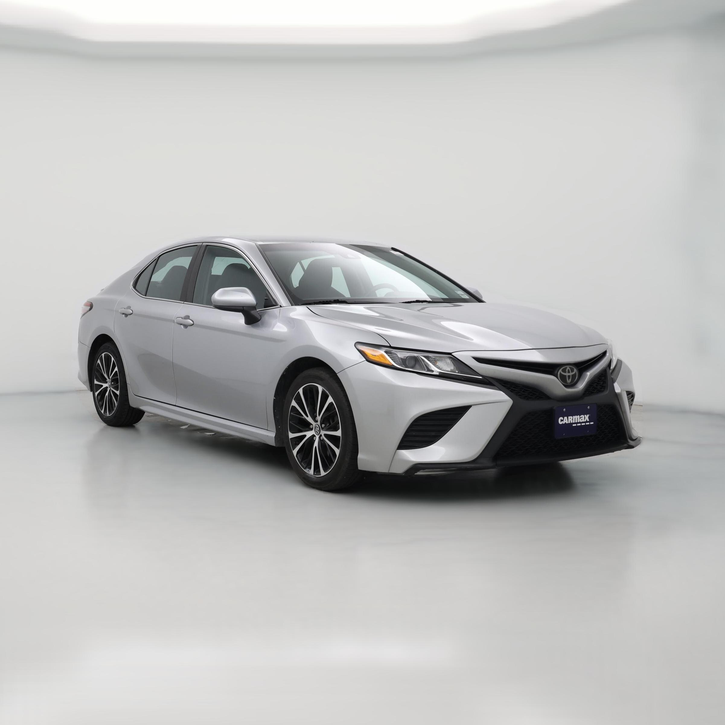 Thumbnail: 2018 Toyota Camry - 1