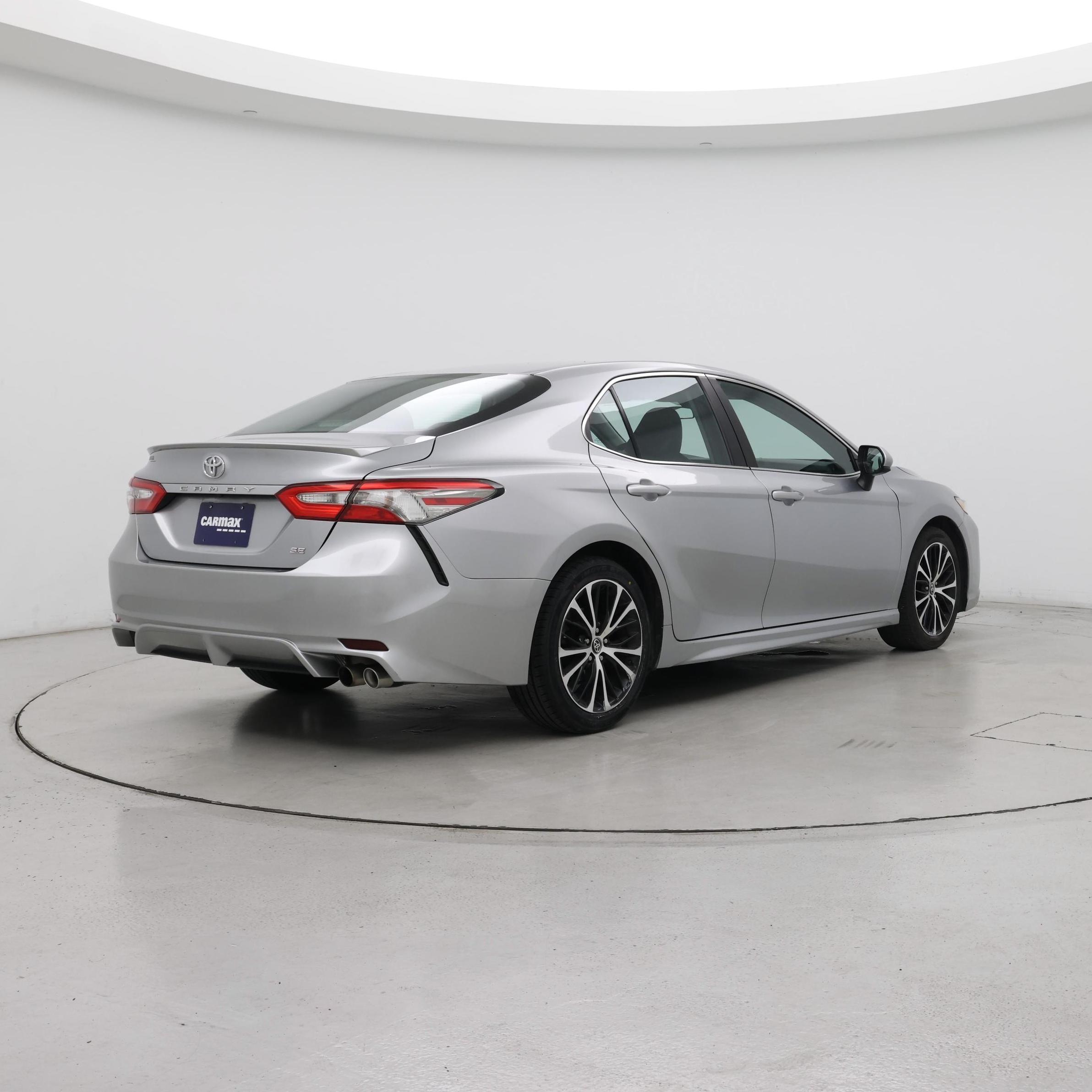 Thumbnail: 2018 Toyota Camry - 8