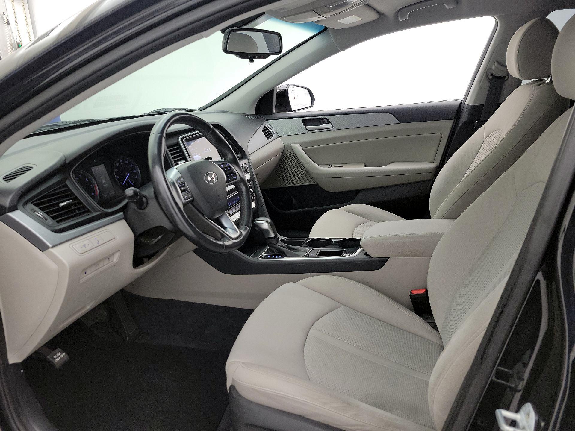 Thumbnail: 2019 Hyundai Sonata - 11
