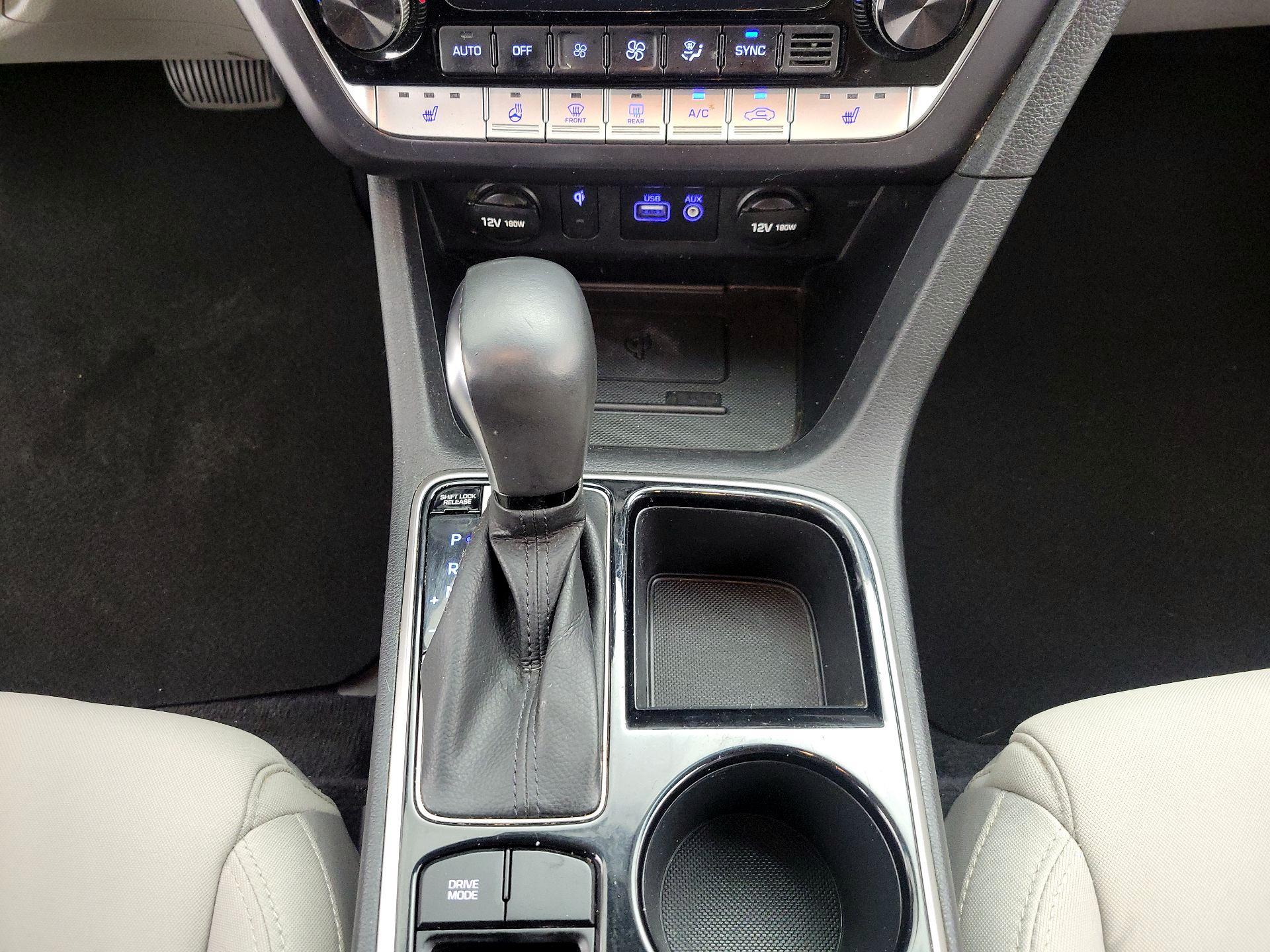Thumbnail: 2019 Hyundai Sonata - 17