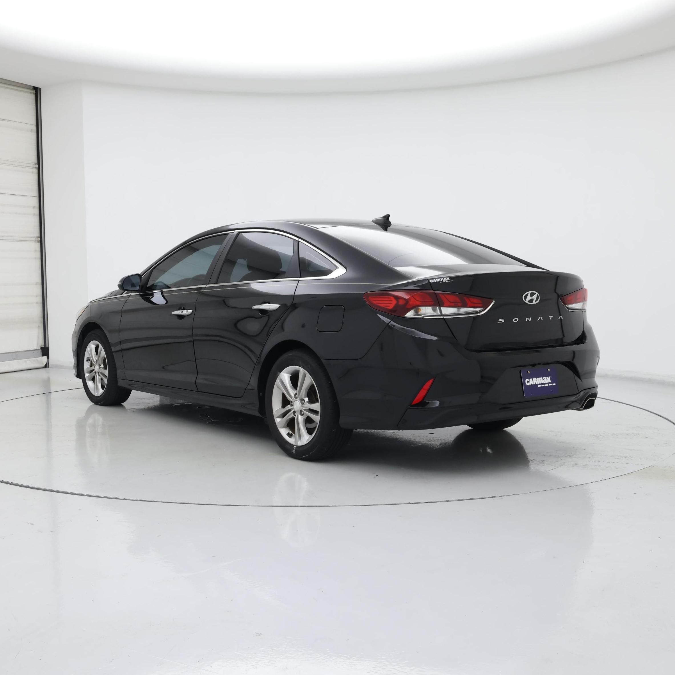 Thumbnail: 2019 Hyundai Sonata - 2