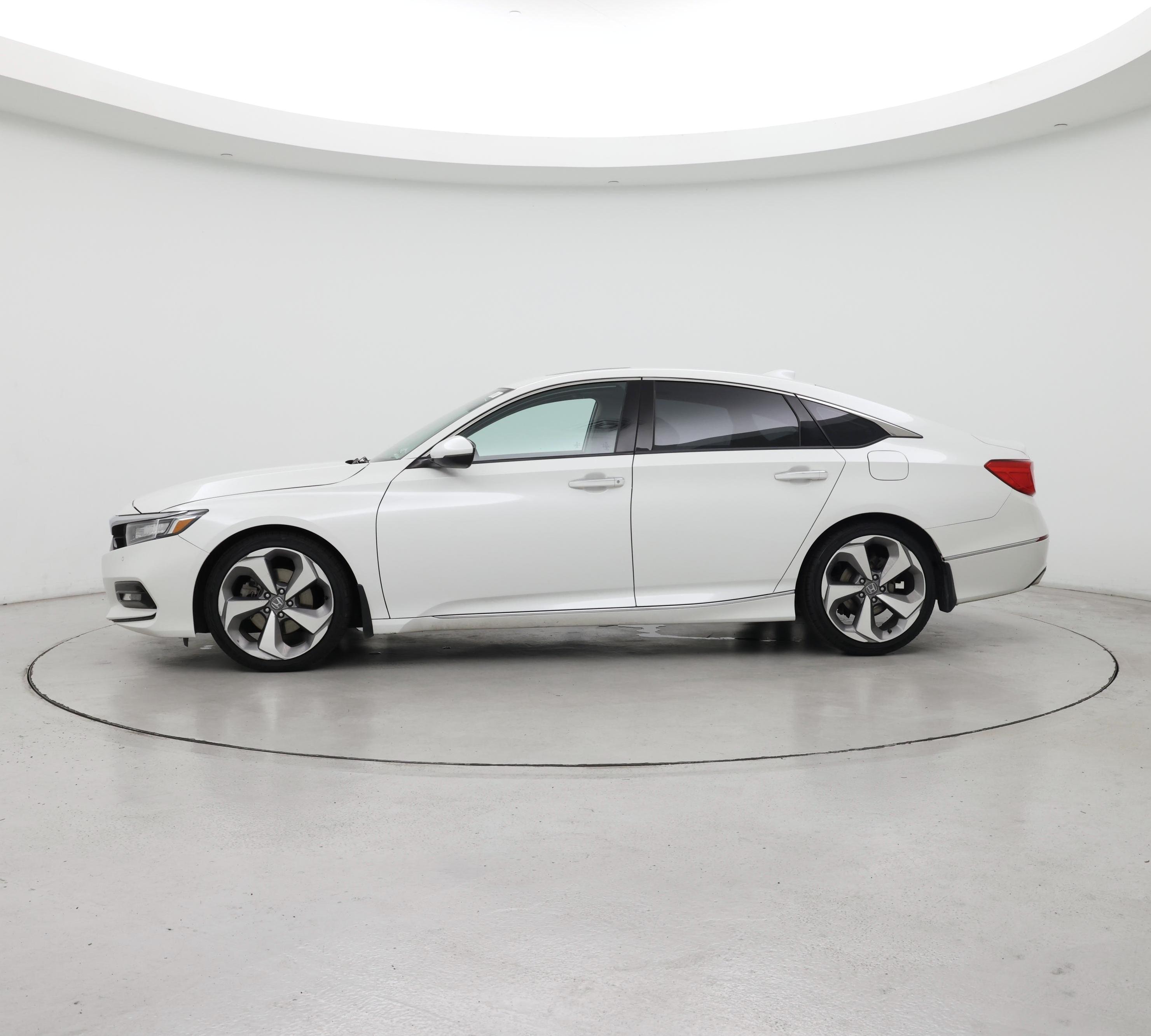 Thumbnail: 2018 Honda Accord - 3