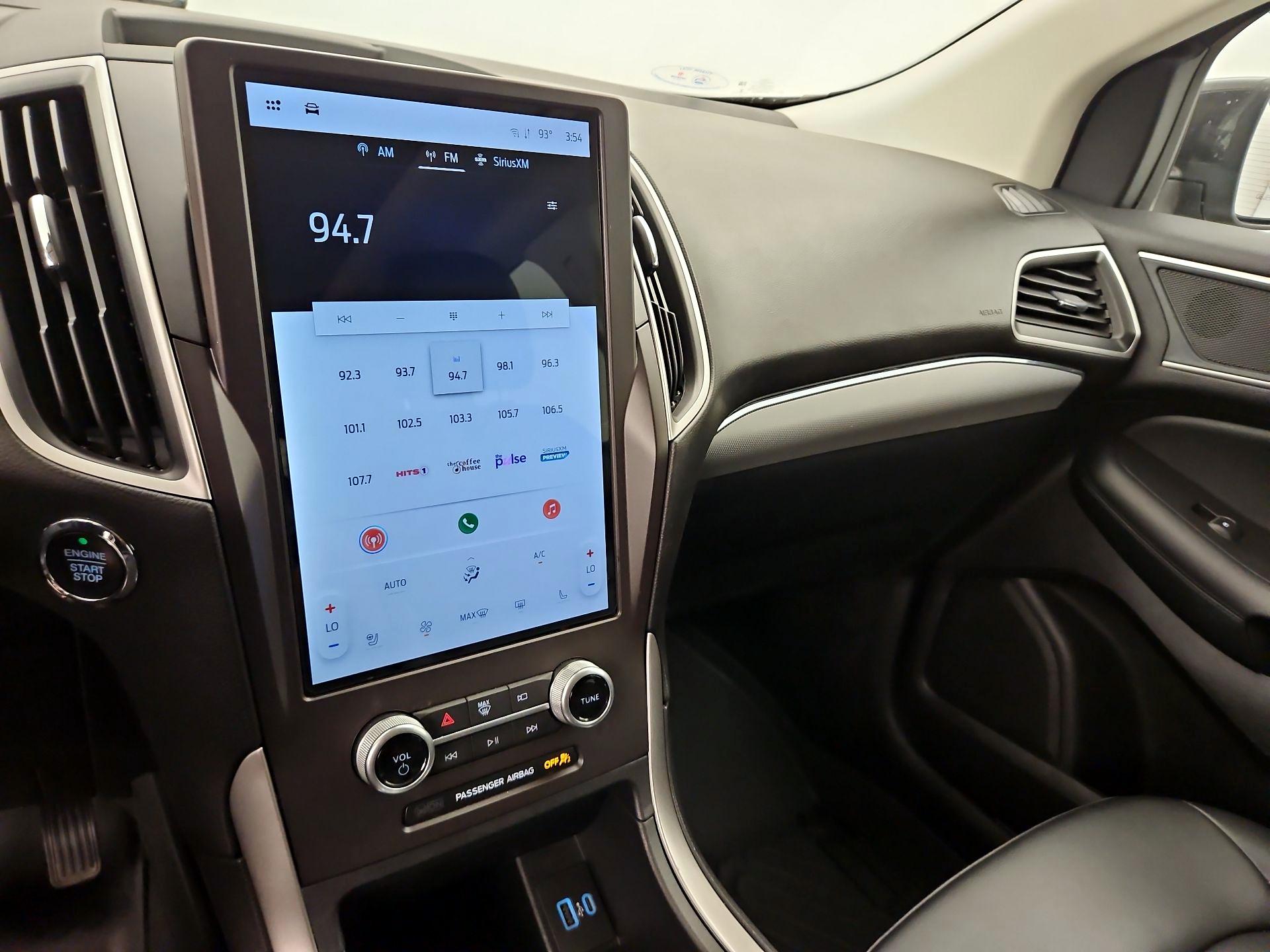 Thumbnail: 2021 Ford Edge - 15