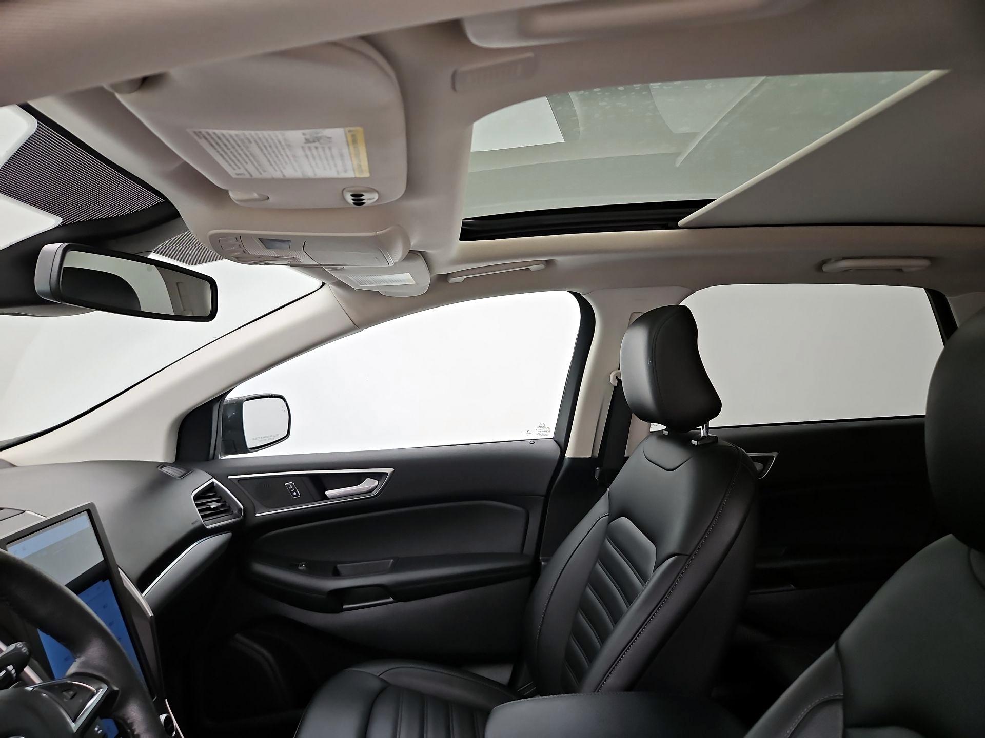 Thumbnail: 2021 Ford Edge - 19