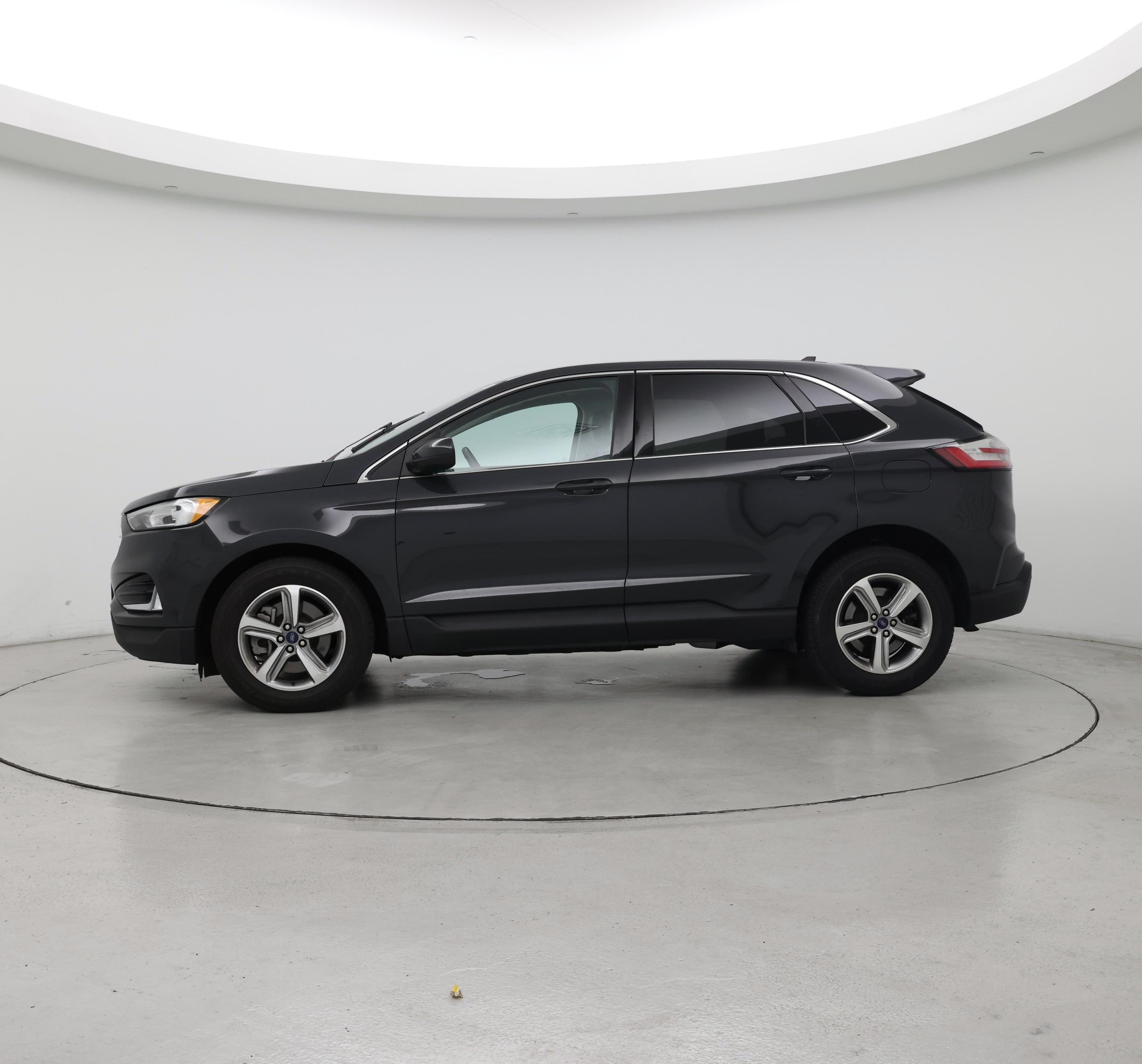 Thumbnail: 2021 Ford Edge - 3