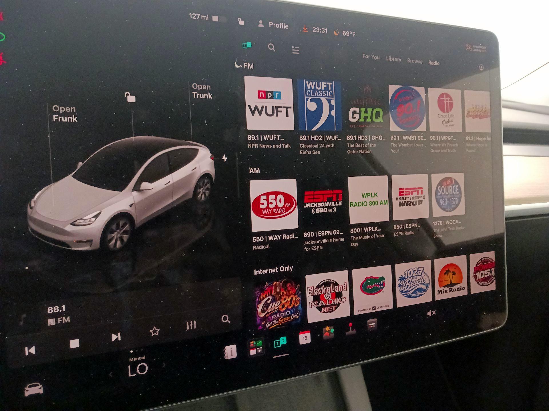 Thumbnail: 2023 Tesla Model Y - 15