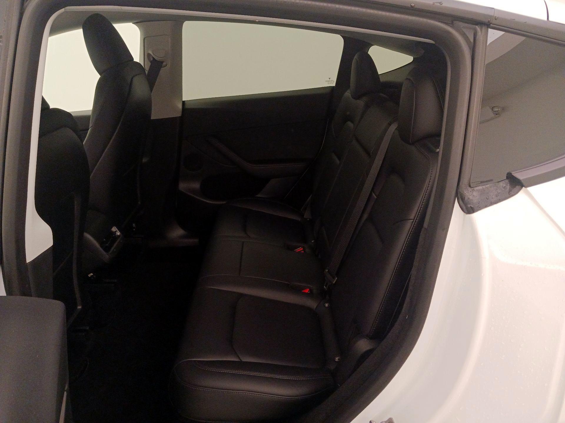Thumbnail: 2023 Tesla Model Y - 18