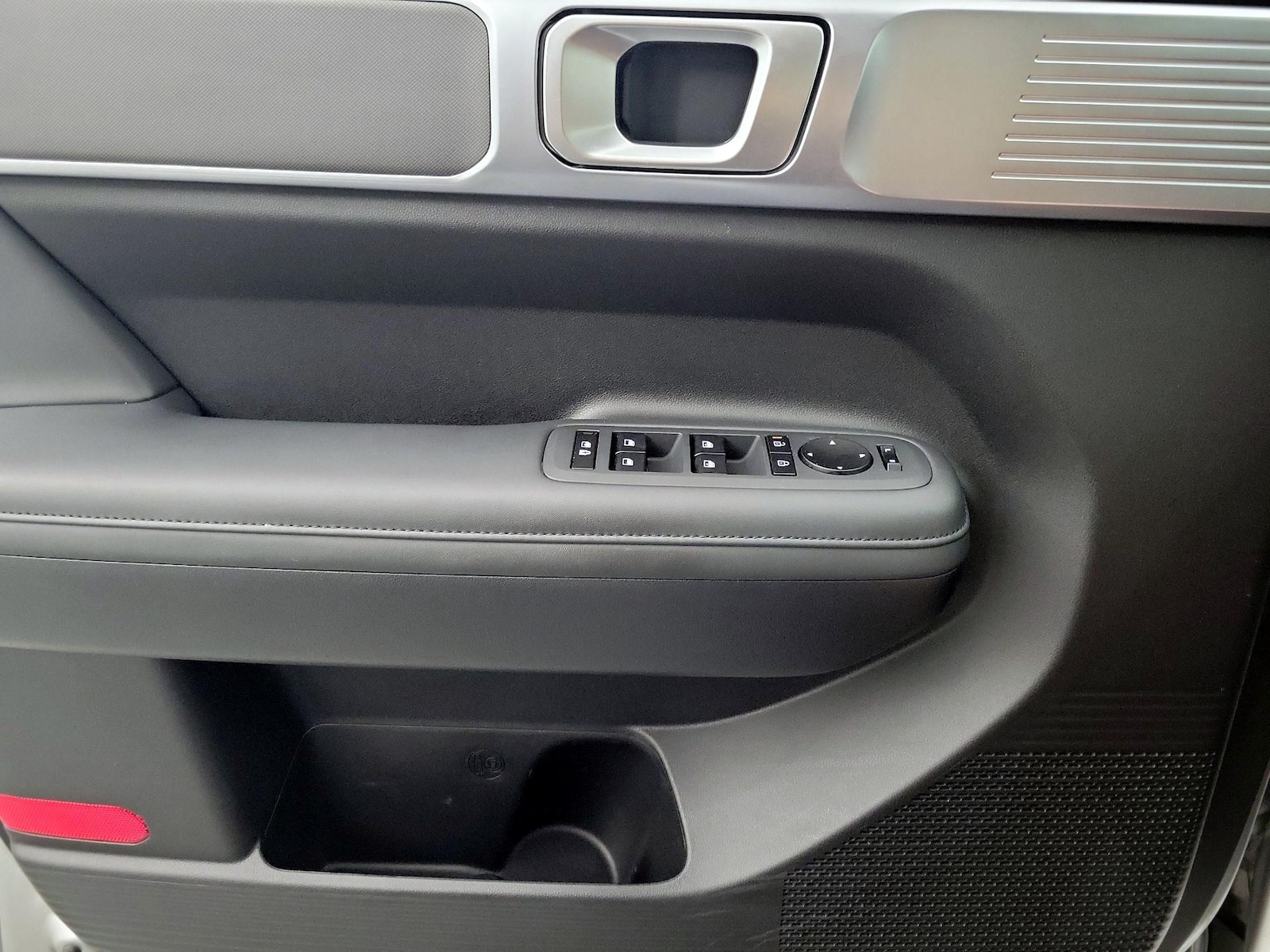 2025 Hyundai Santa Fe XRT - Photo 13