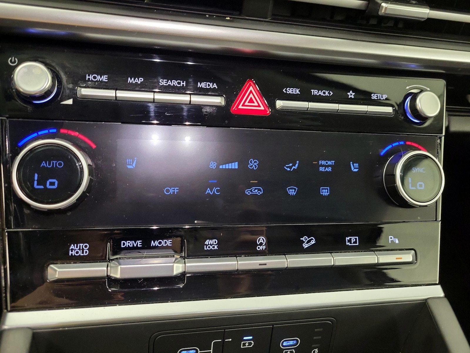 2025 Hyundai Santa Fe XRT - Photo 17