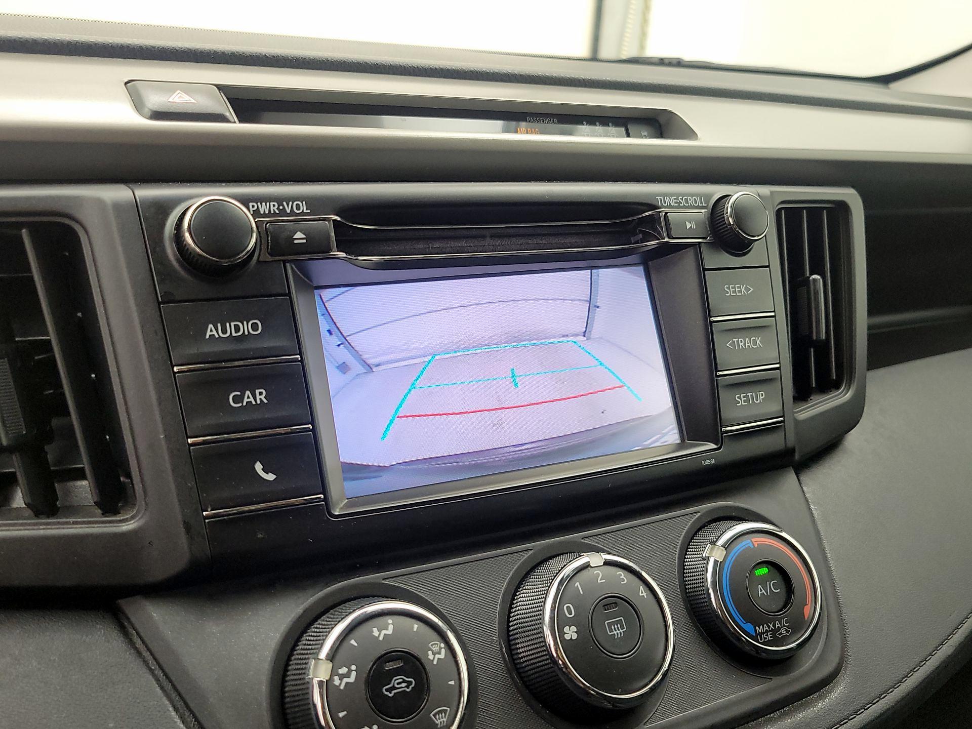 Thumbnail: 2018 Toyota RAV4 - 14