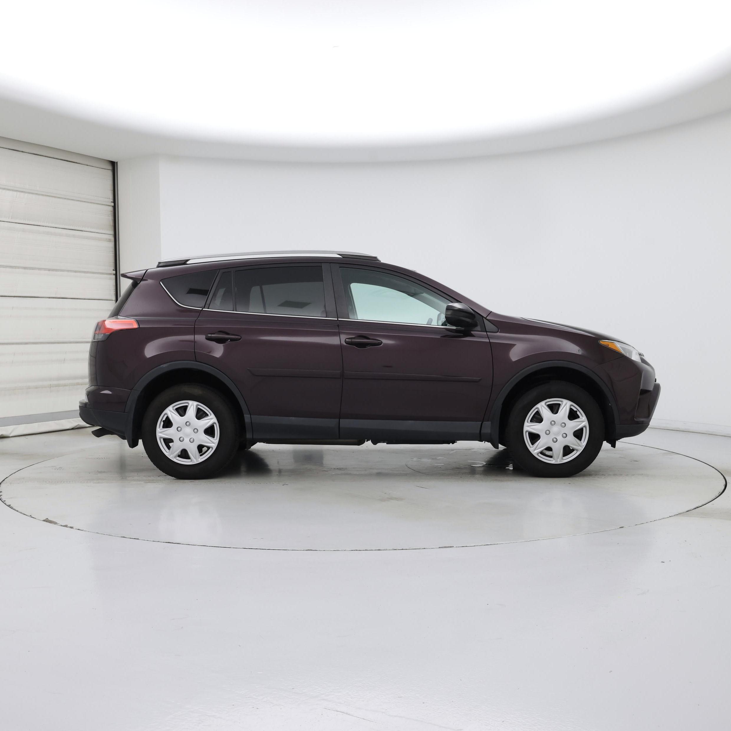 Thumbnail: 2018 Toyota RAV4 - 7