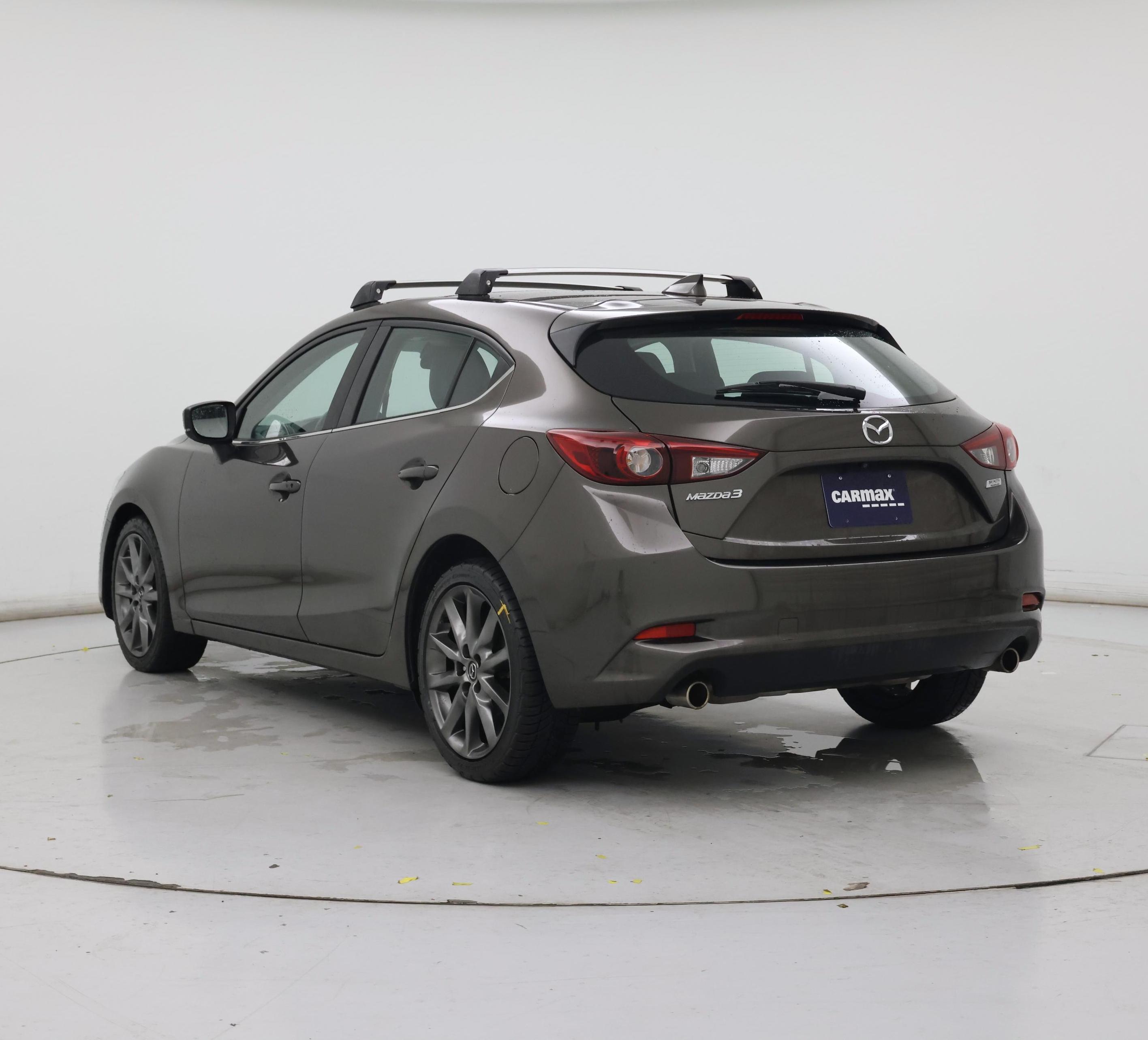 Thumbnail: 2018 Mazda Mazda3 - 2