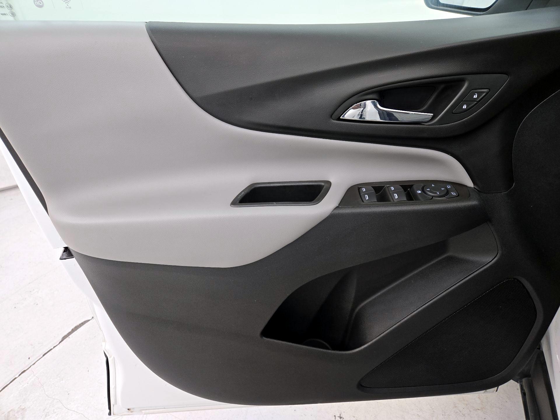 Thumbnail: 2021 Chevrolet Equinox - 12