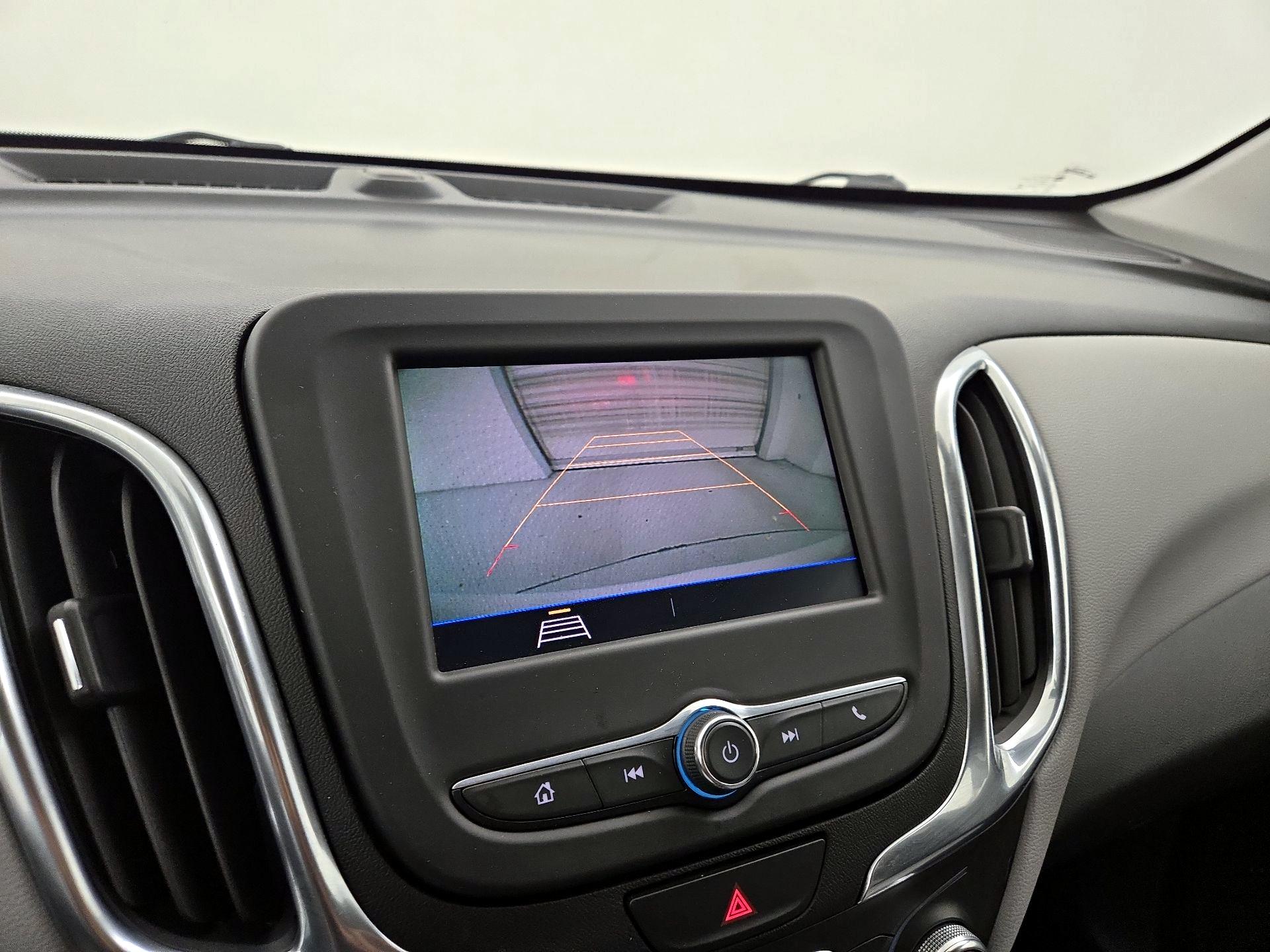 Thumbnail: 2021 Chevrolet Equinox - 14