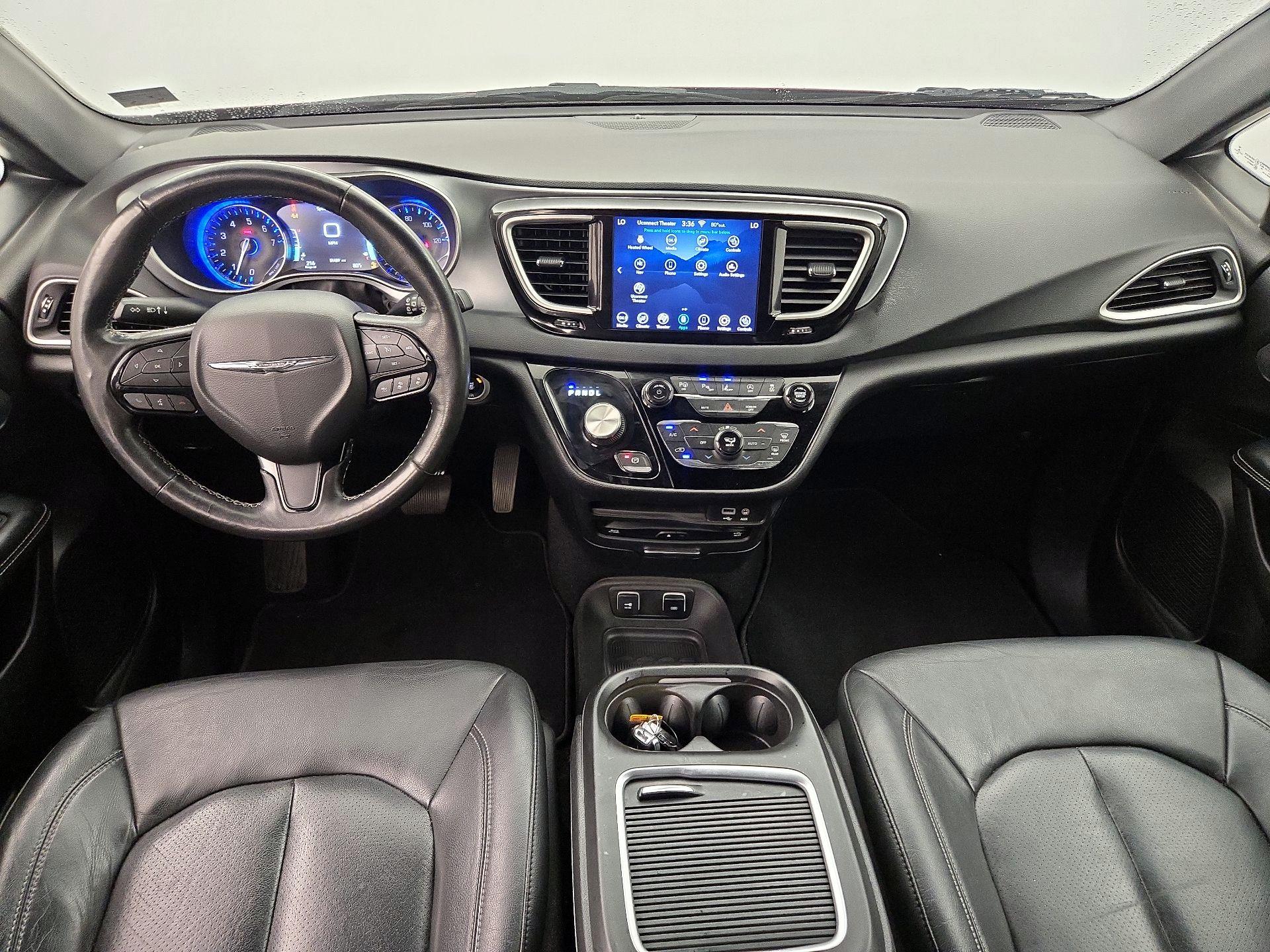Thumbnail: 2020 Chrysler Pacifica - 9