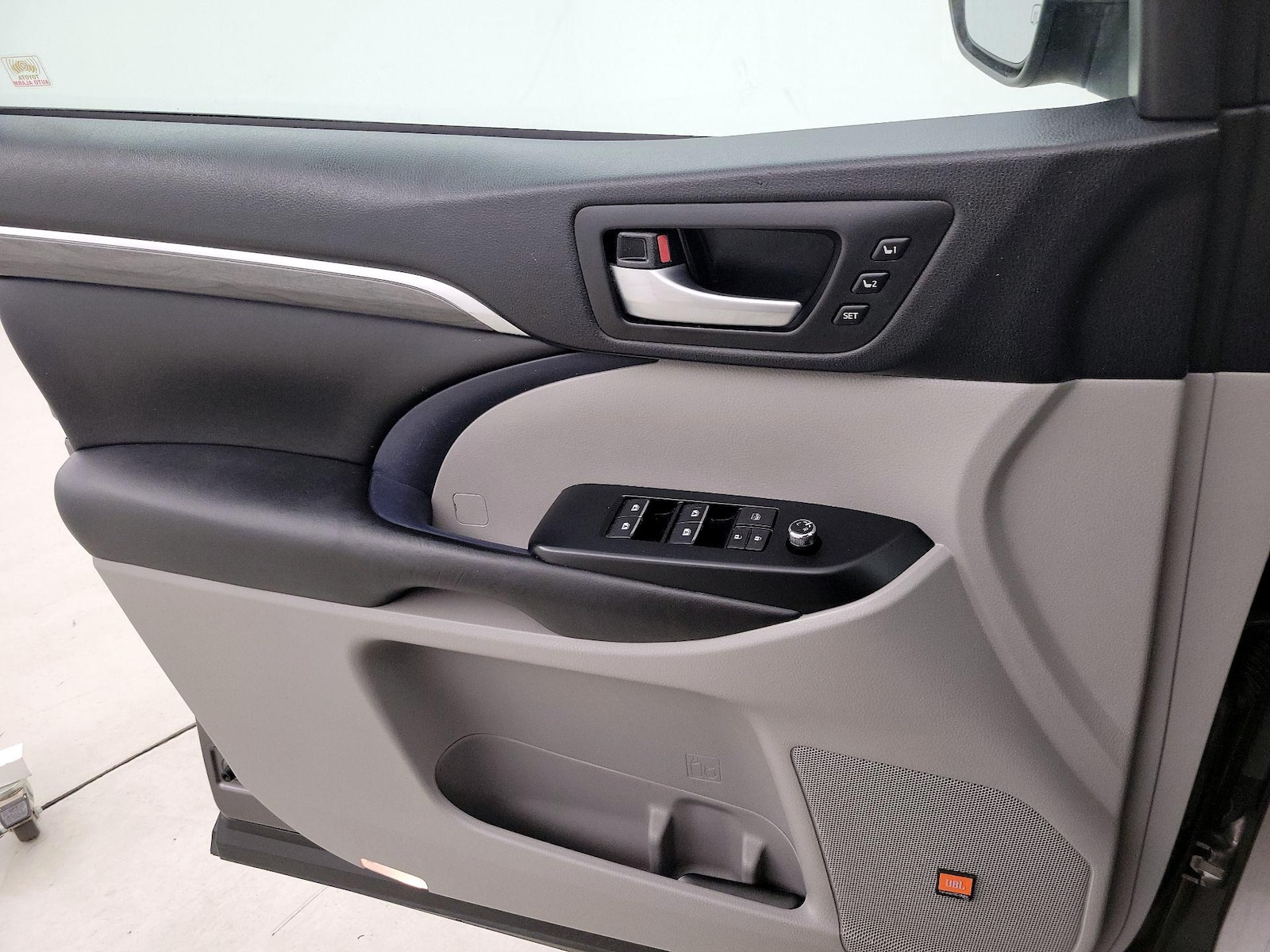 2018 Toyota Highlander Limited - Photo 13