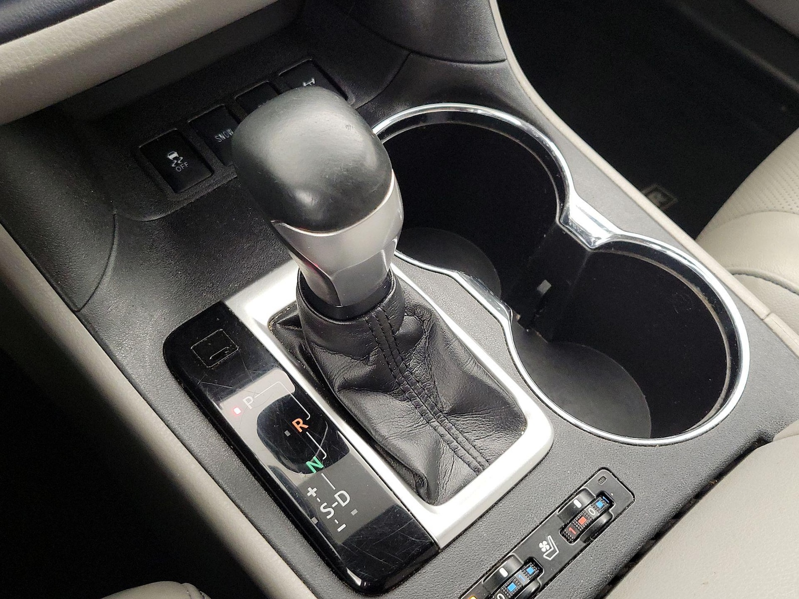 2018 Toyota Highlander Limited - Photo 18